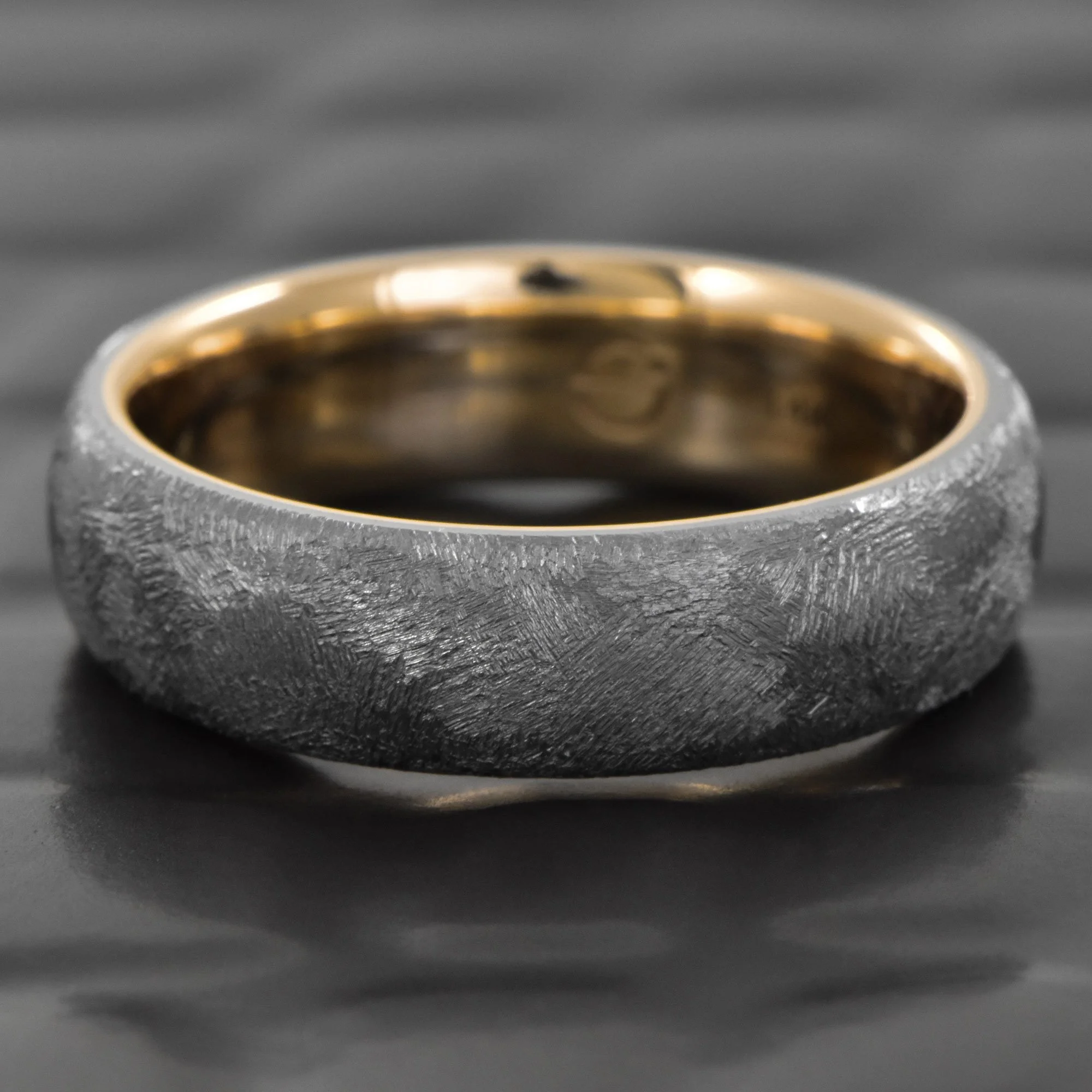 Tantalum-Ring-Yellow-Gold-Liner.jpg