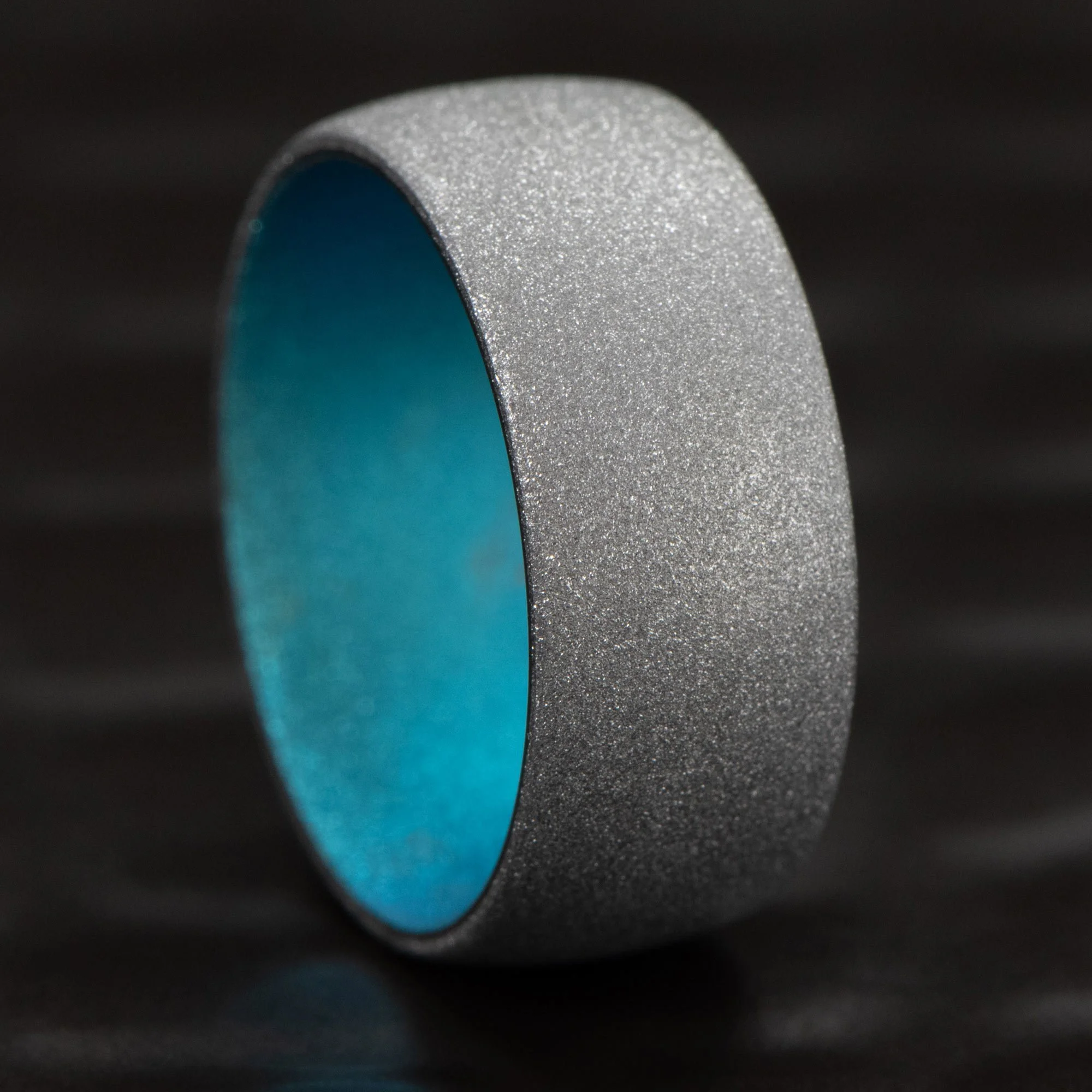Tantalum-Ring-Annodized-Blue-Interior.jpg