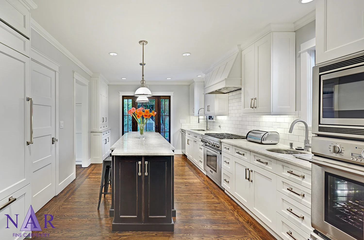 East Sac Tuxedo Kitchen