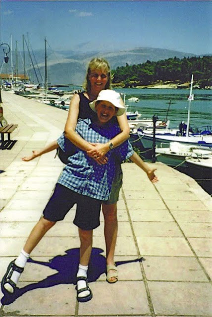 Luke+and+Sally+Greece+2.jpg
