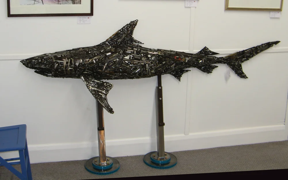 shark on stand