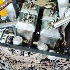 square four two stroke detail