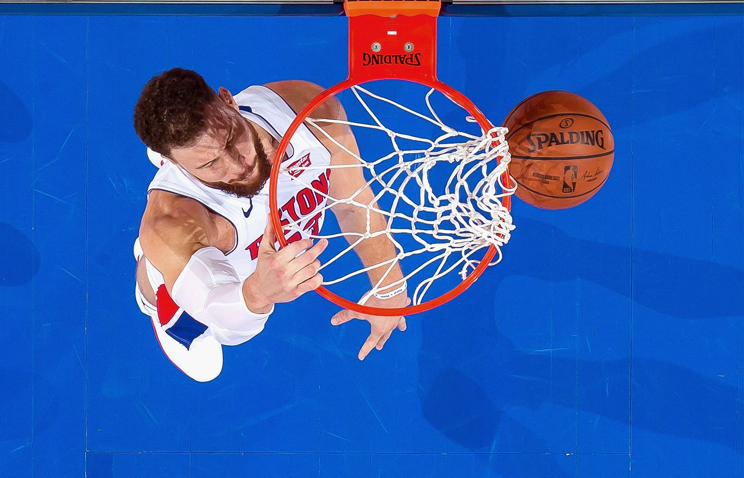 2022_TDP_2800x1800_Work_Pistons_BlakeGriffin.jpg