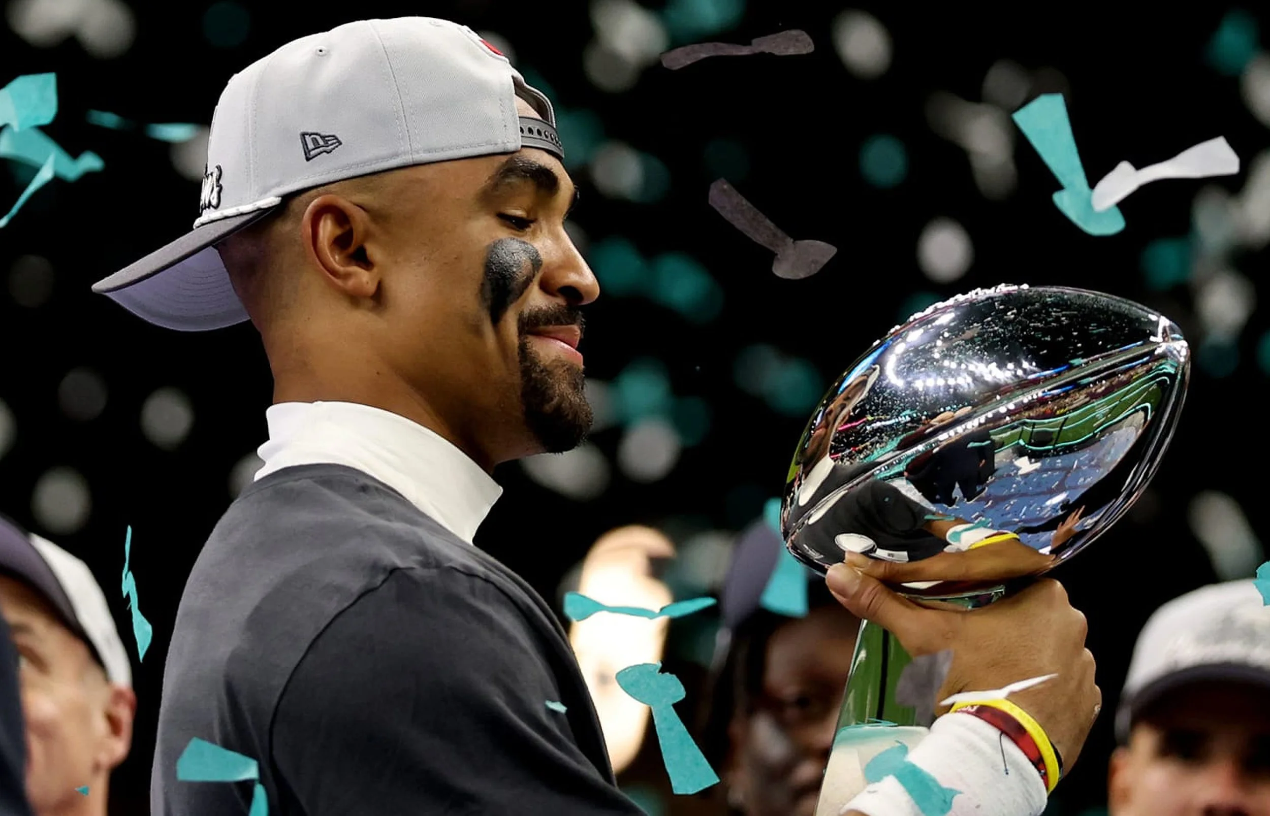2025_TDP_2800x1800_Work_PhillyEagles_Jalen.jpg