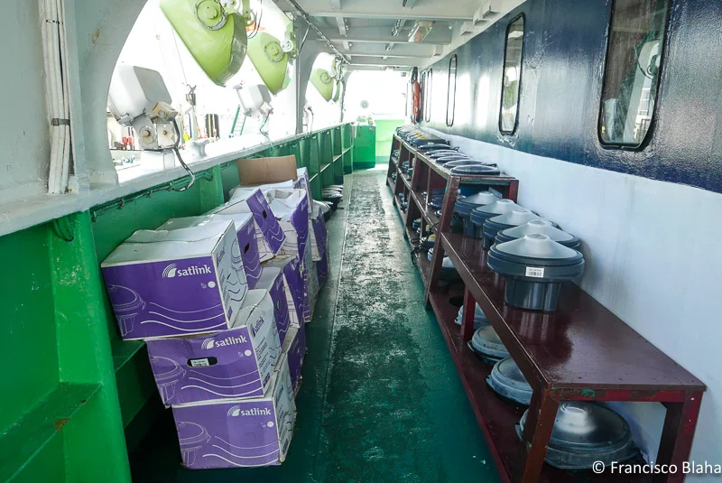 usual image in most Purse Seiners I board. Satlink is the clear favourite brand