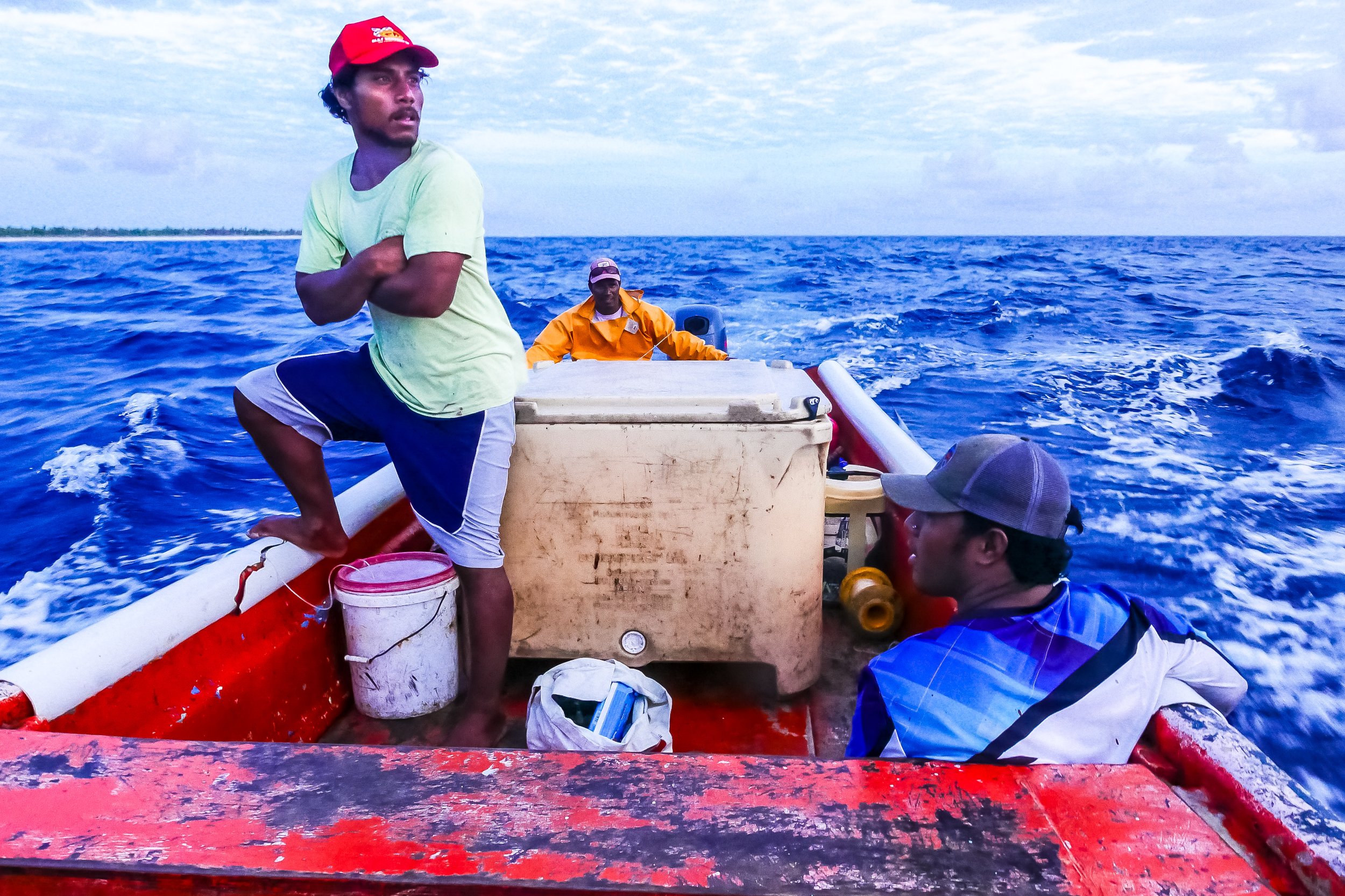 Pole and Line tuna fishing in the Maldives - Fish Consulting Group