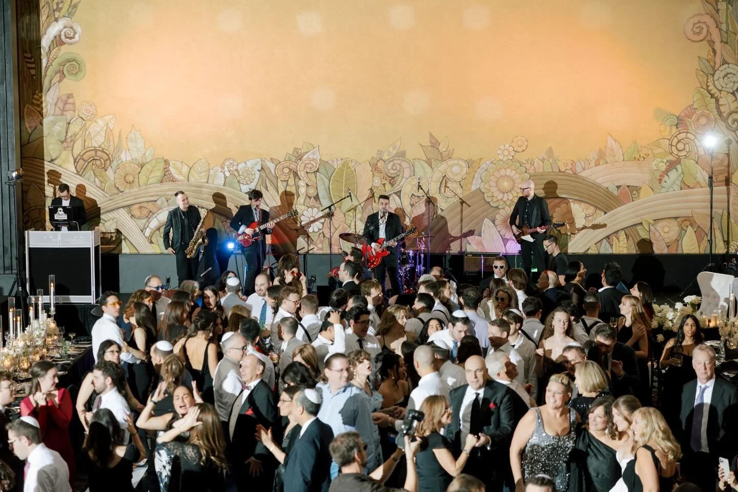 LIVE at the Eglinton Grand!

📸 @loriwaltenburyphoto