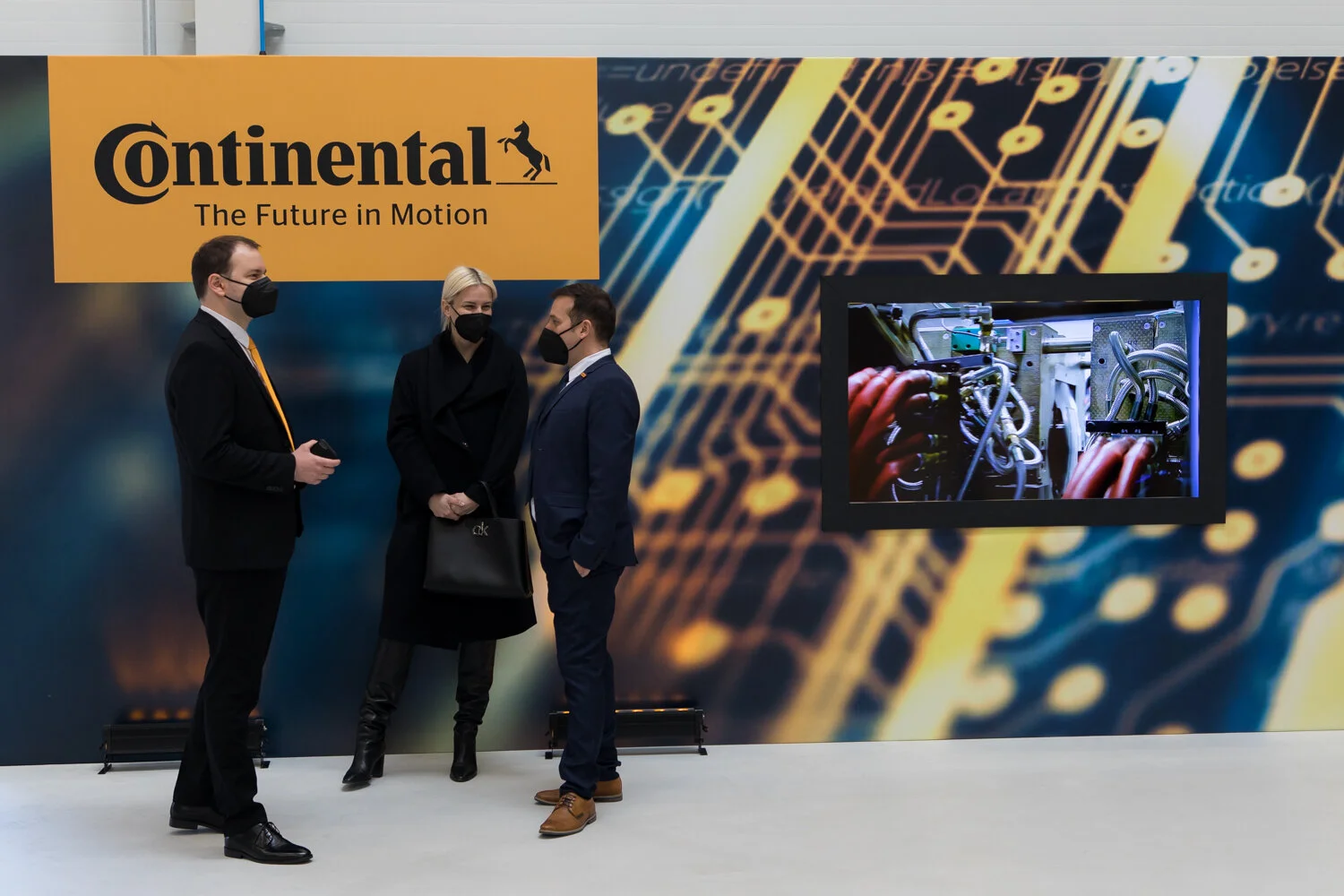 Continental Internet size-99.JPG