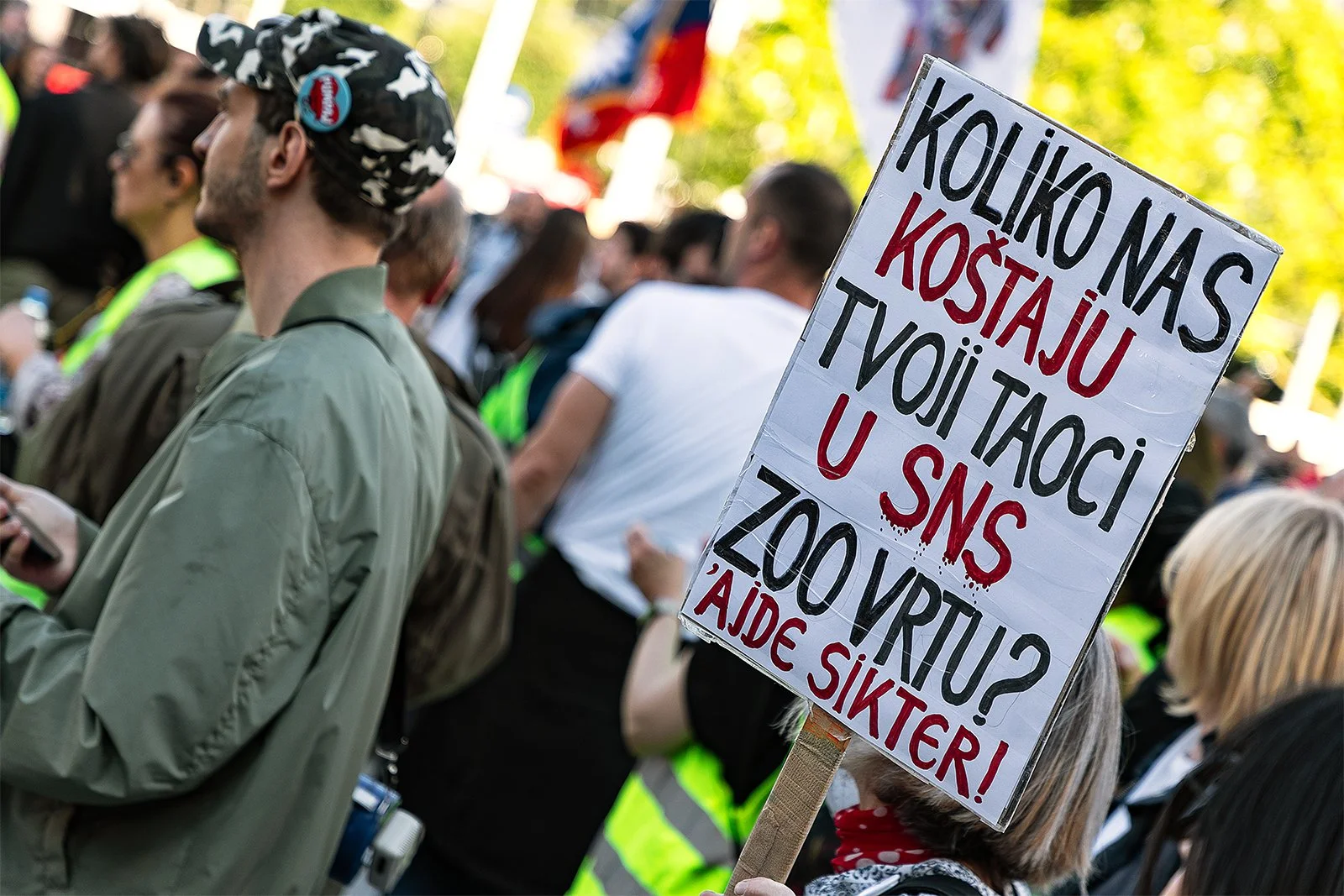 Protest protiv okupacije Pionirskog parka