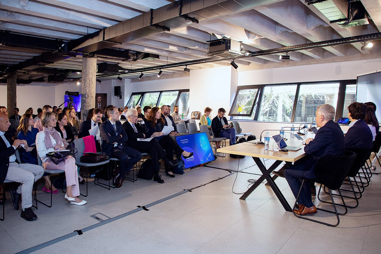 Internet Dialogue-47 net.jpg