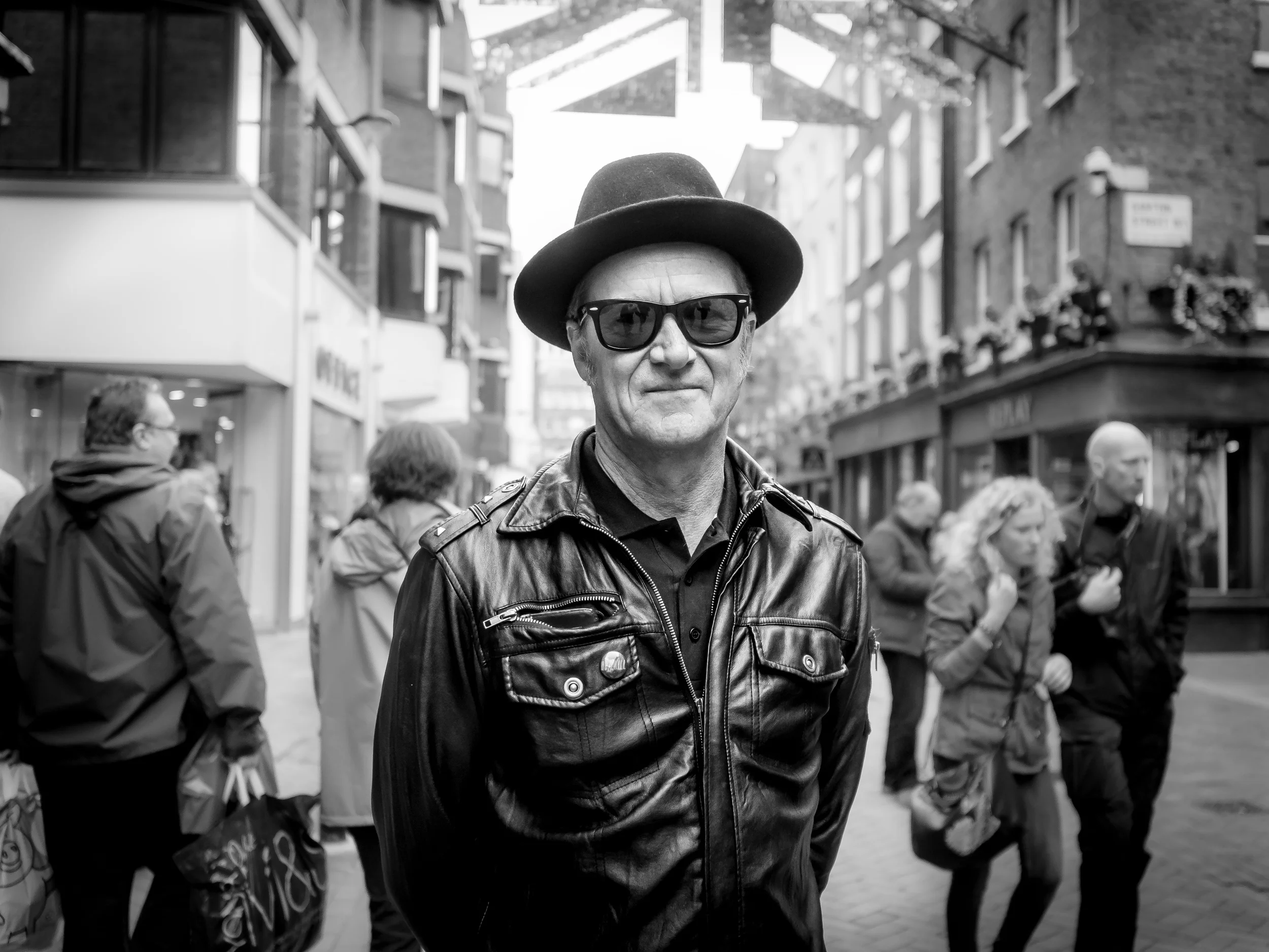 "Keith from Seattle" Seen in Carnaby StreetOlympus OM-D E-M5 + Olympus M.ZUIKO 17mm f/1.8ISO:&nbsp;800Aperture:&nbsp;f/1.8Shutter Speed:&nbsp;1/1250