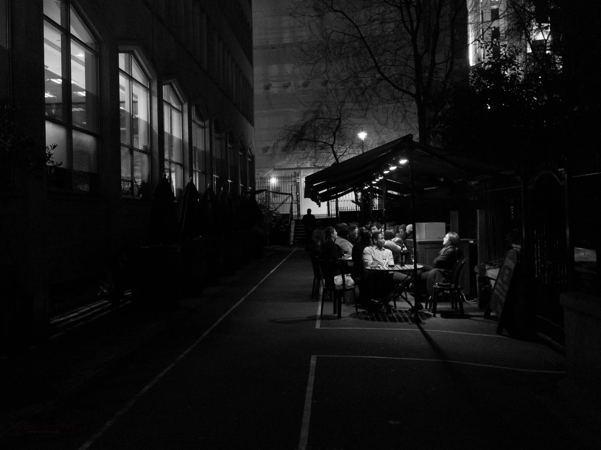 Olympus OM-D E-M5 &amp; Olympus M.Zuiko 17mm f/1.8ISO: 3200 | Aperture:f/1.8 | Shutter Speed: 1/100