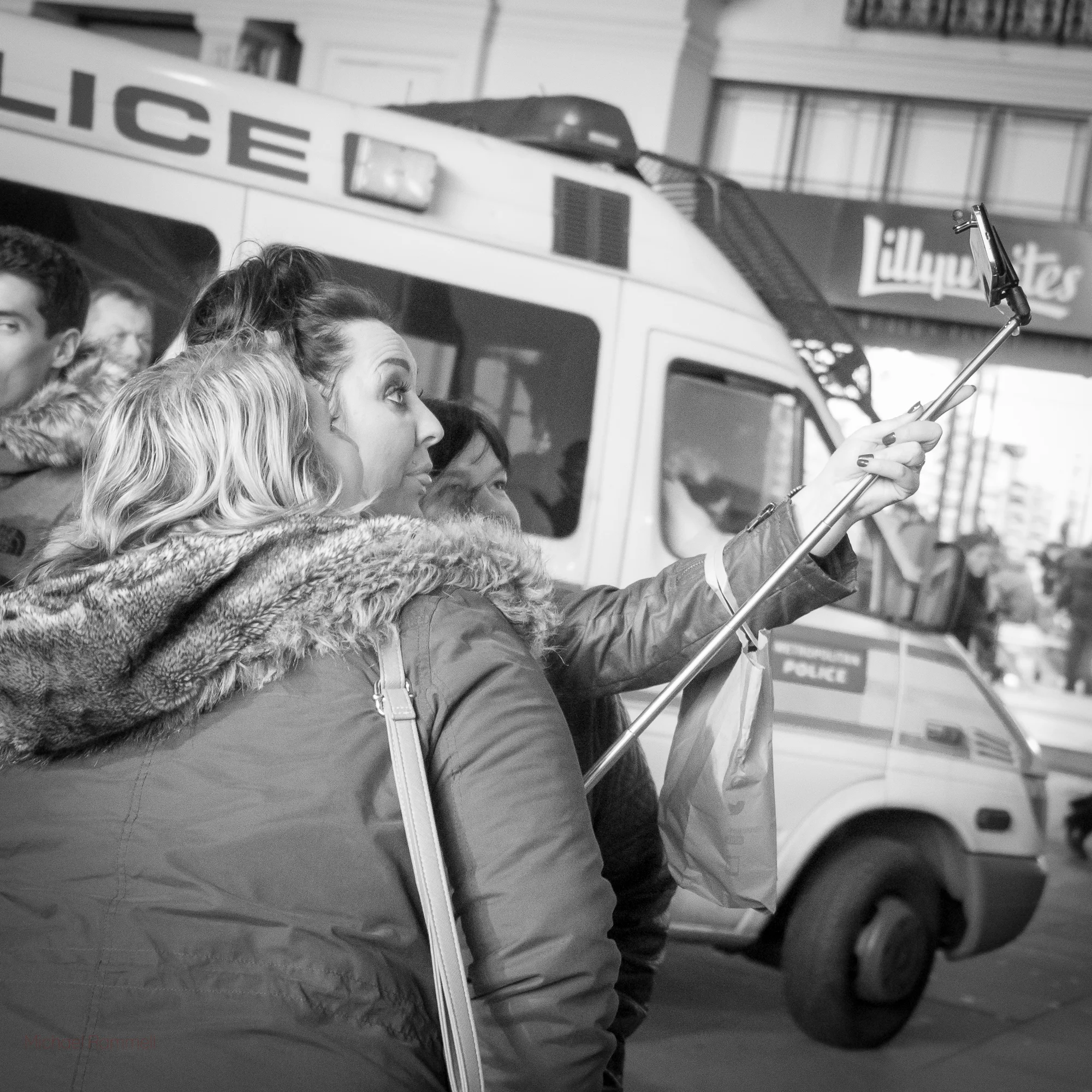 Olympus OM-D E-M1 &amp; Olympus M.Zuiko Pro 12-40 f/2.8 @ 28mmISO: 3200 | Aperture:f/2.8&nbsp;| Shutter Speed: 1/80