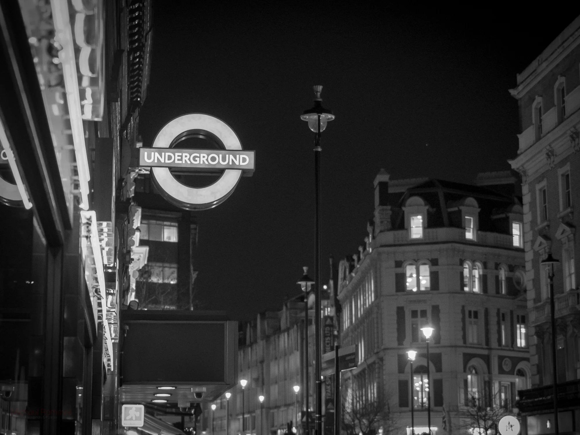 Olympus OM-D E-M1 &amp; Olympus M.Zuiko Pro 12-40 f/2.8 @ 12mmISO: 3200 | Aperture:f/2.8&nbsp;| Shutter Speed: 1/50