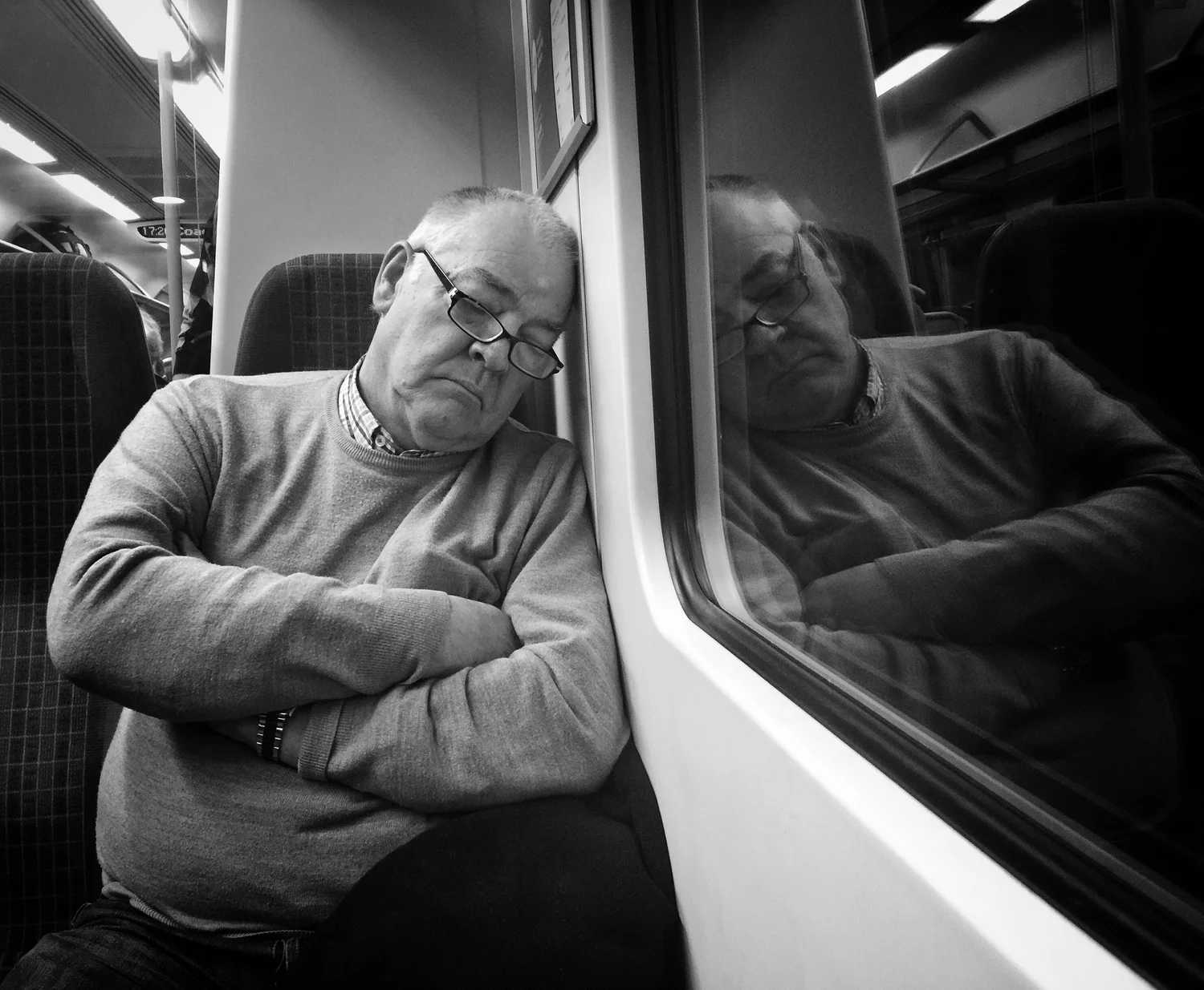 #SleepingCommuters