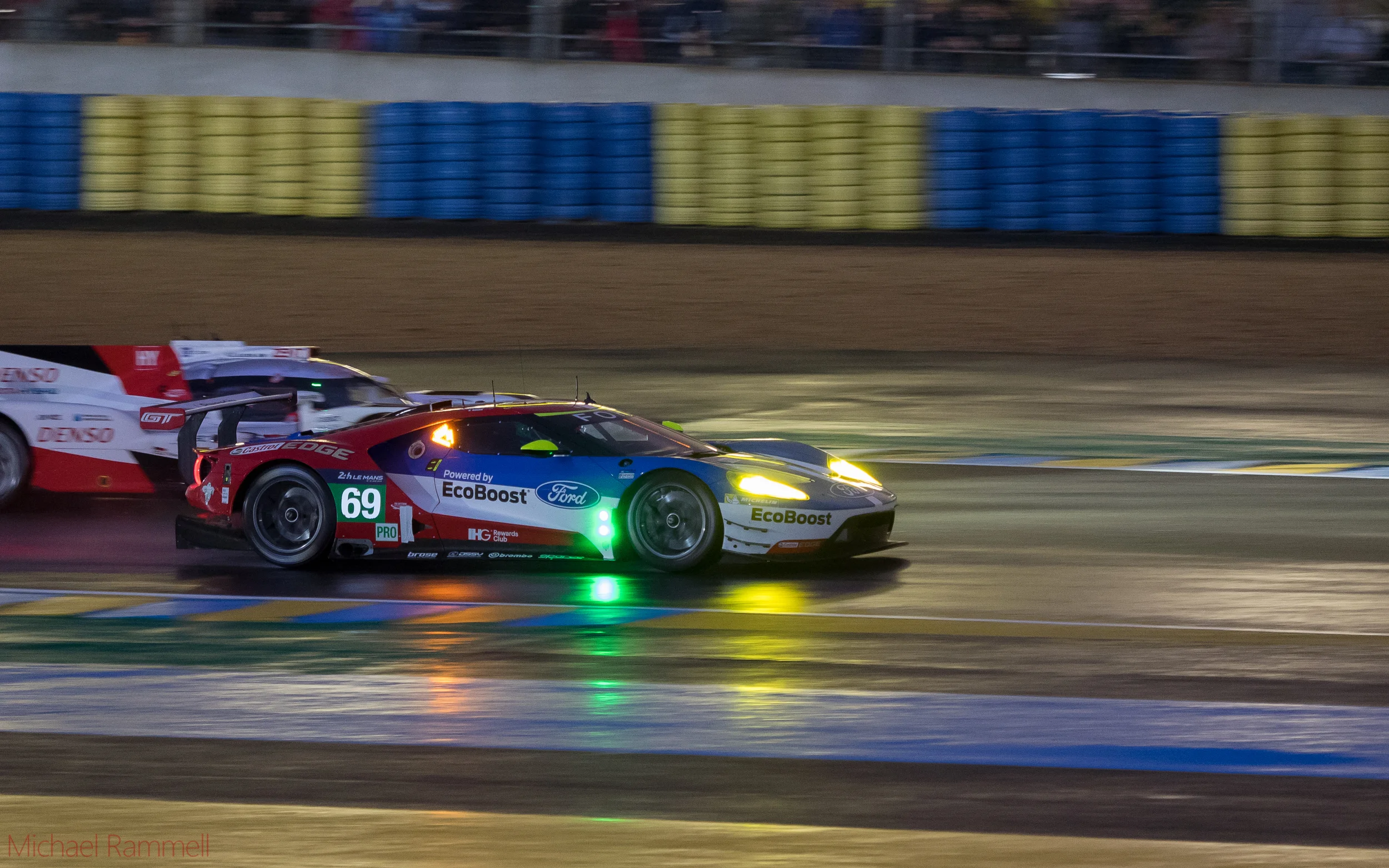 Camera &amp; Lens:&nbsp;Olympus OM-D E-M1 &amp; M.ZUIKO 40-150mm f/2.8 PROSettings:&nbsp;ISO:&nbsp;2000&nbsp;|&nbsp;Shutter: 1/80th | Aperture: f/2.8