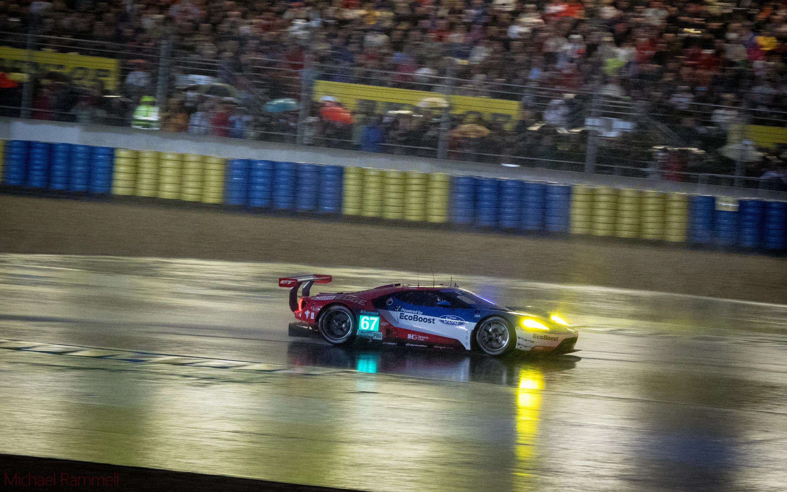 Camera &amp; Lens:&nbsp;Olympus OM-D E-M1 &amp; M.ZUIKO 40-150mm f/2.8 PROSettings:&nbsp;&nbsp;ISO:&nbsp;2500&nbsp;|&nbsp;Shutter: 1/125th | Aperture: f/2.8