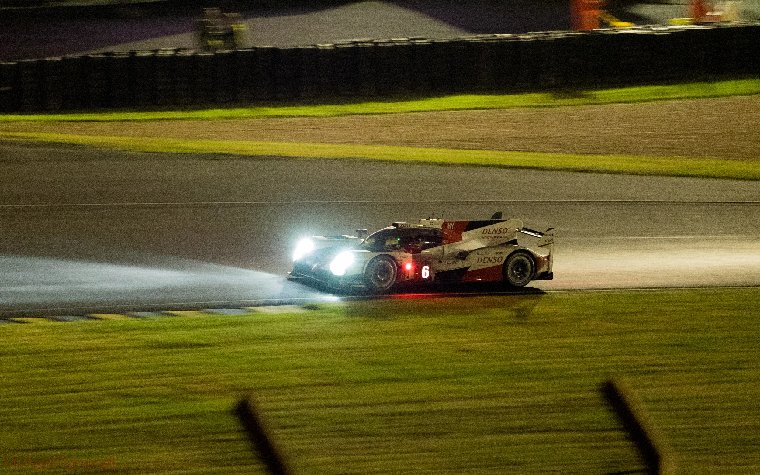 Camera &amp; Lens:&nbsp;Olympus OM-D E-M1 &amp; M.ZUIKO 40-150mm f/2.8 PROSettings:&nbsp;ISO: 2500&nbsp;|&nbsp;Shutter: 1/60th | Aperture: f/2.8