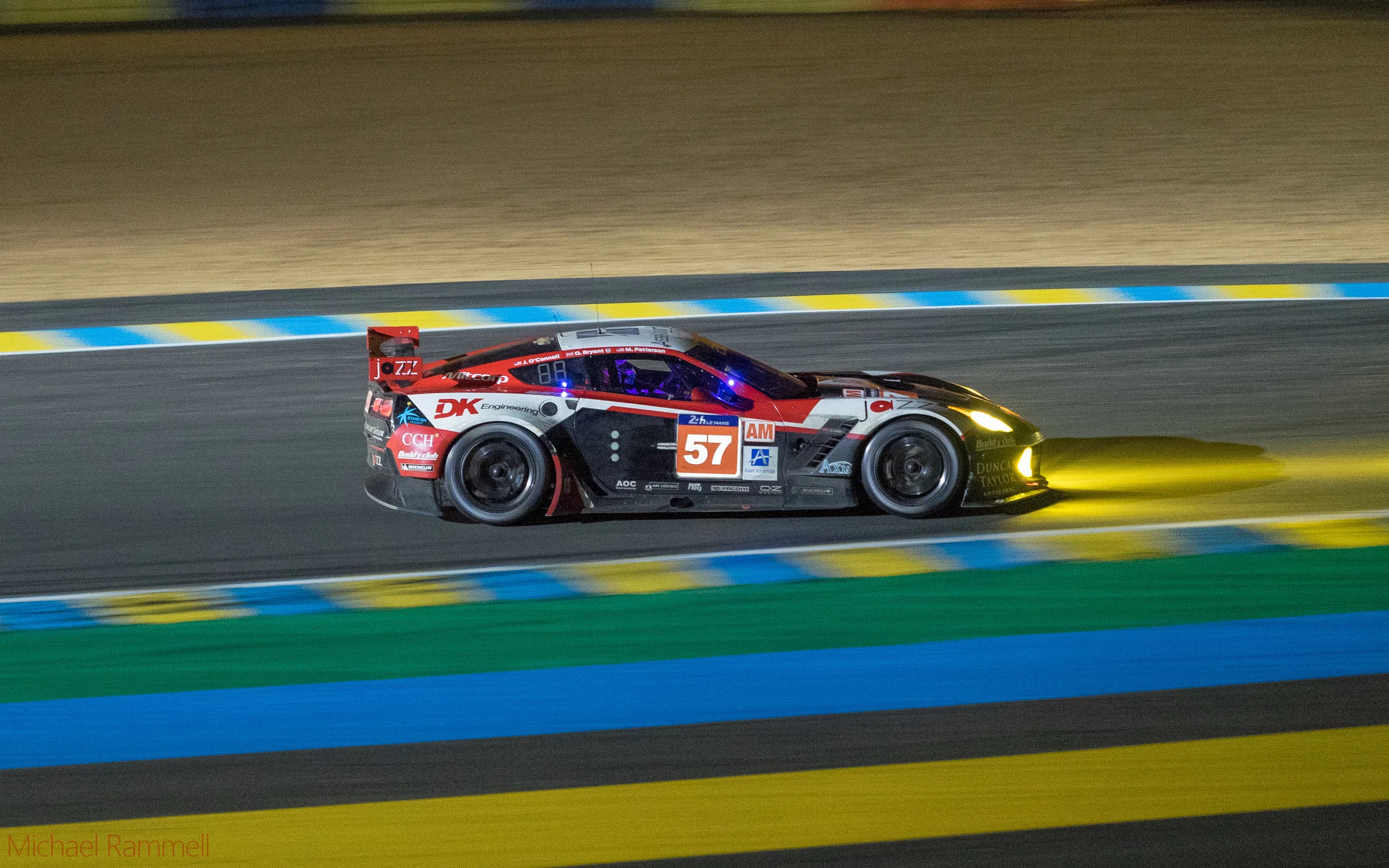 Camera &amp; Lens:&nbsp;Olympus OM-D E-M1 &amp; M.ZUIKO 40-150mm f/2.8 PROSettings:&nbsp;ISO:&nbsp;1600&nbsp;|&nbsp;Shutter: 1/60th | Aperture: f/2.8