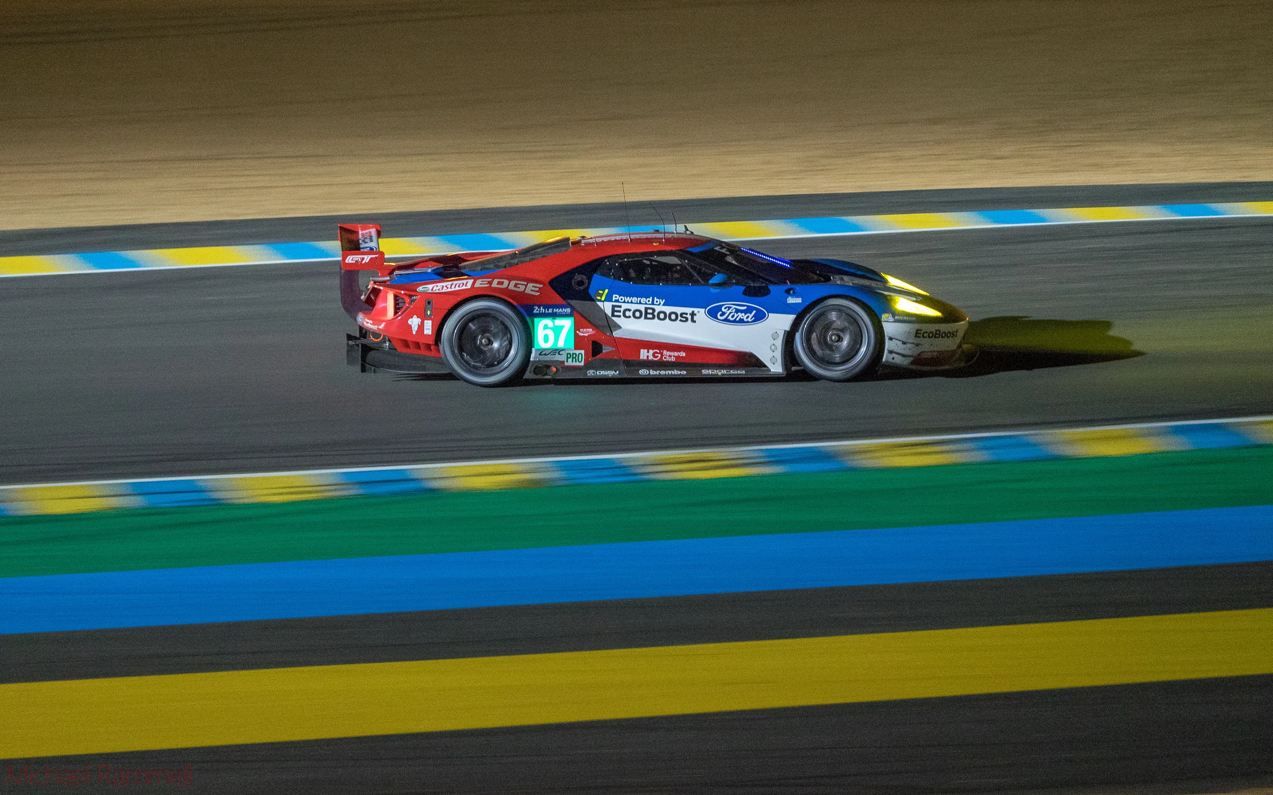 Camera &amp; Lens:&nbsp;Olympus OM-D E-M1 &amp; M.ZUIKO 40-150mm f/2.8 PROSettings:&nbsp;ISO:&nbsp;1600&nbsp;|&nbsp;Shutter: 1/60th | Aperture: f/2.8