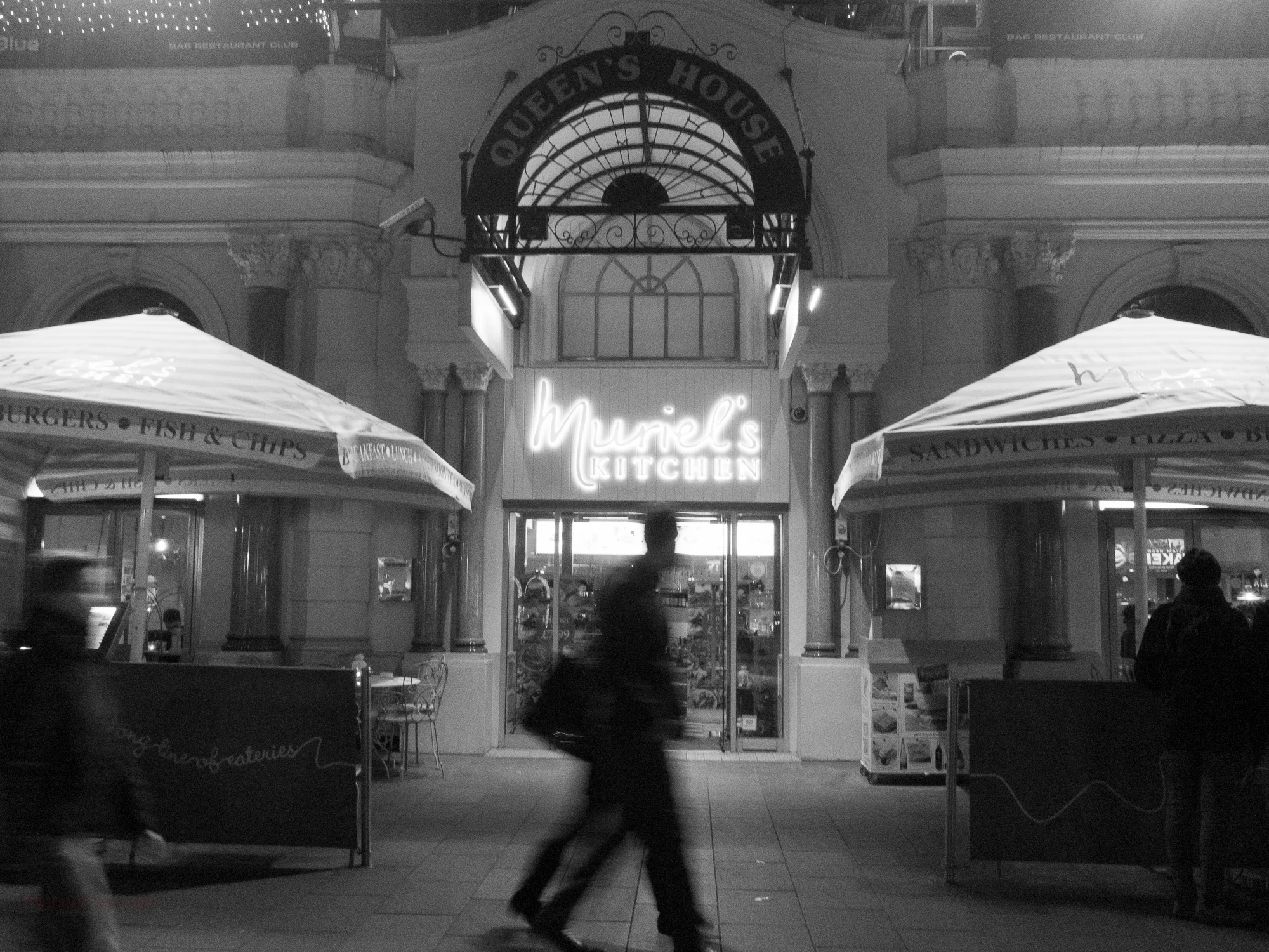 Camera:&nbsp;Olympus OM-D E-M5.&nbsp;Lens:&nbsp;17mm f/1.8&nbsp;@&nbsp;Aperture: f/10 Focal Length 17mm ISO: 3200 Shutter Speed: 1/13th