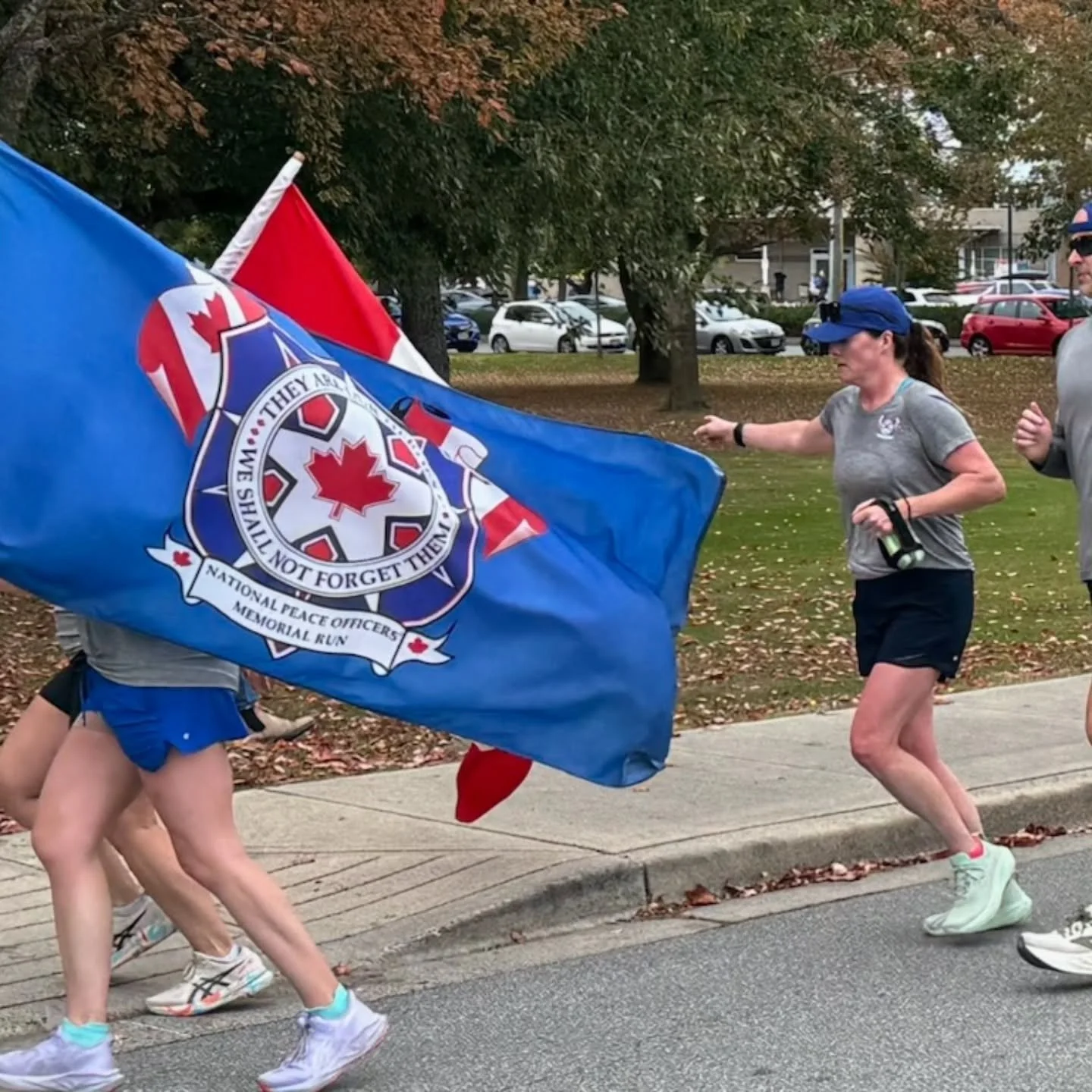 Well done @catfid and @r2rwestcoast for completing the 2025 RUN 2 REMEMBER. My hope is that the distance doesn't get any longer in the future. 

A hero remembered never dies 💙

#goteambee3 #makeithappen #legsofsteel #running