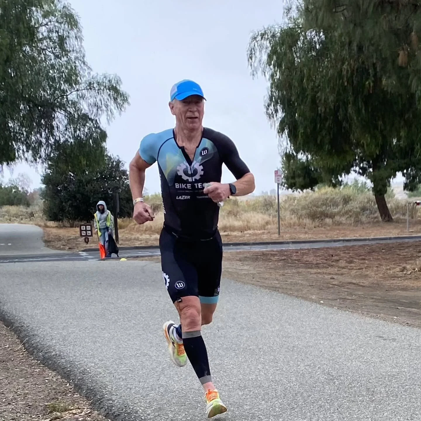 Way to go @jimbo1806 This weekend's race was a bit hectic but so amazing to feel the joy of racing. Supporting community events is a beautiful way to keep our sport moving forward. 

#racingishard #goteambee3 #triathlon #endurancesports
