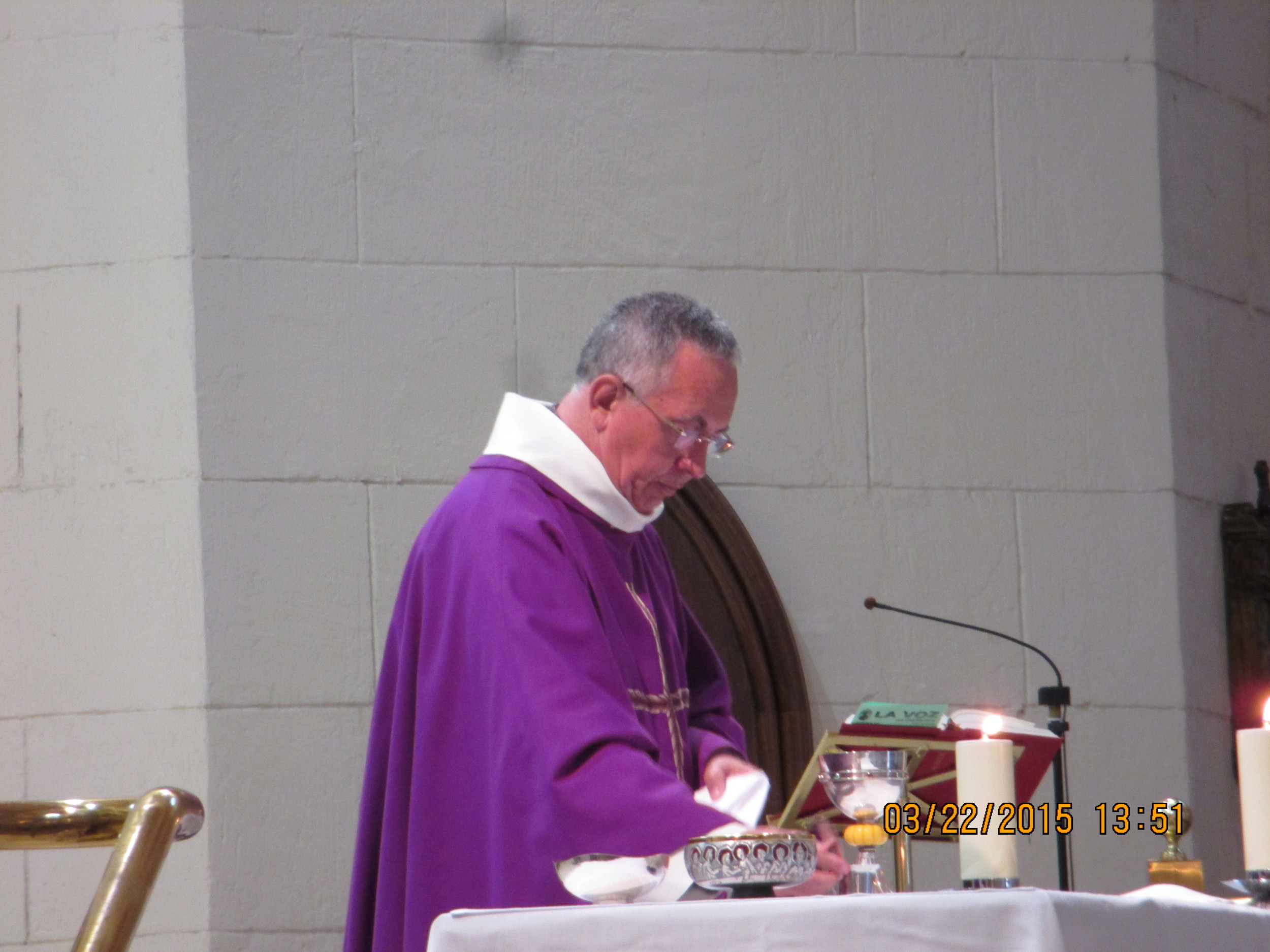 Celebrando a Santa Missa em Madri