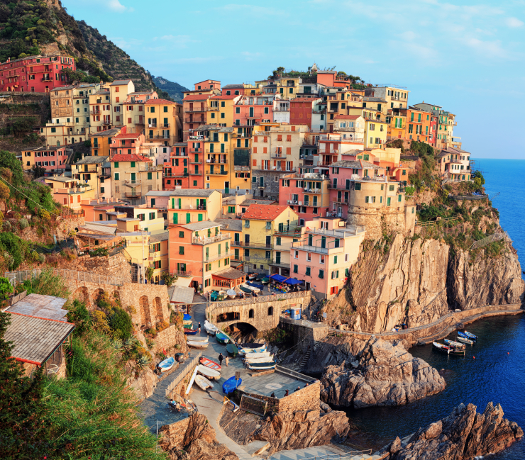 iStock_Cinque Terre.jpg