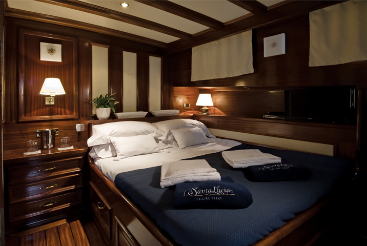 master cabin st lucia.jpg