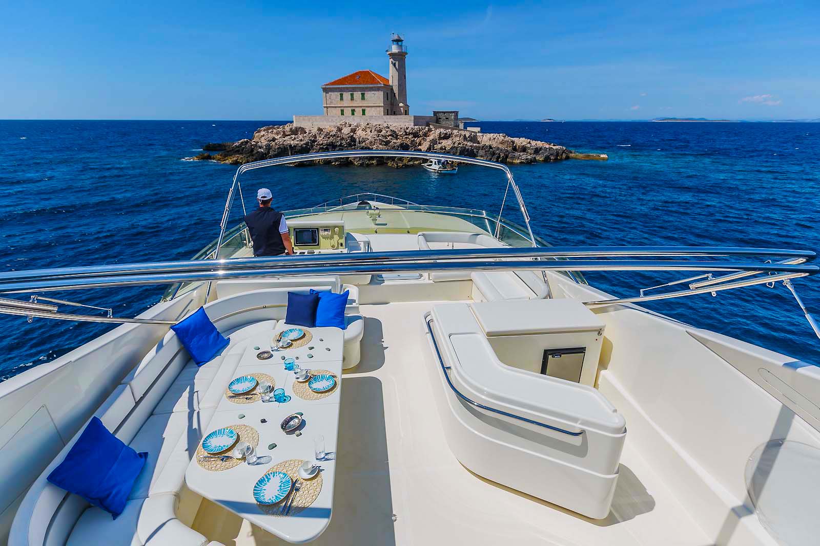 KATERINA NEO YACHTING.jpg