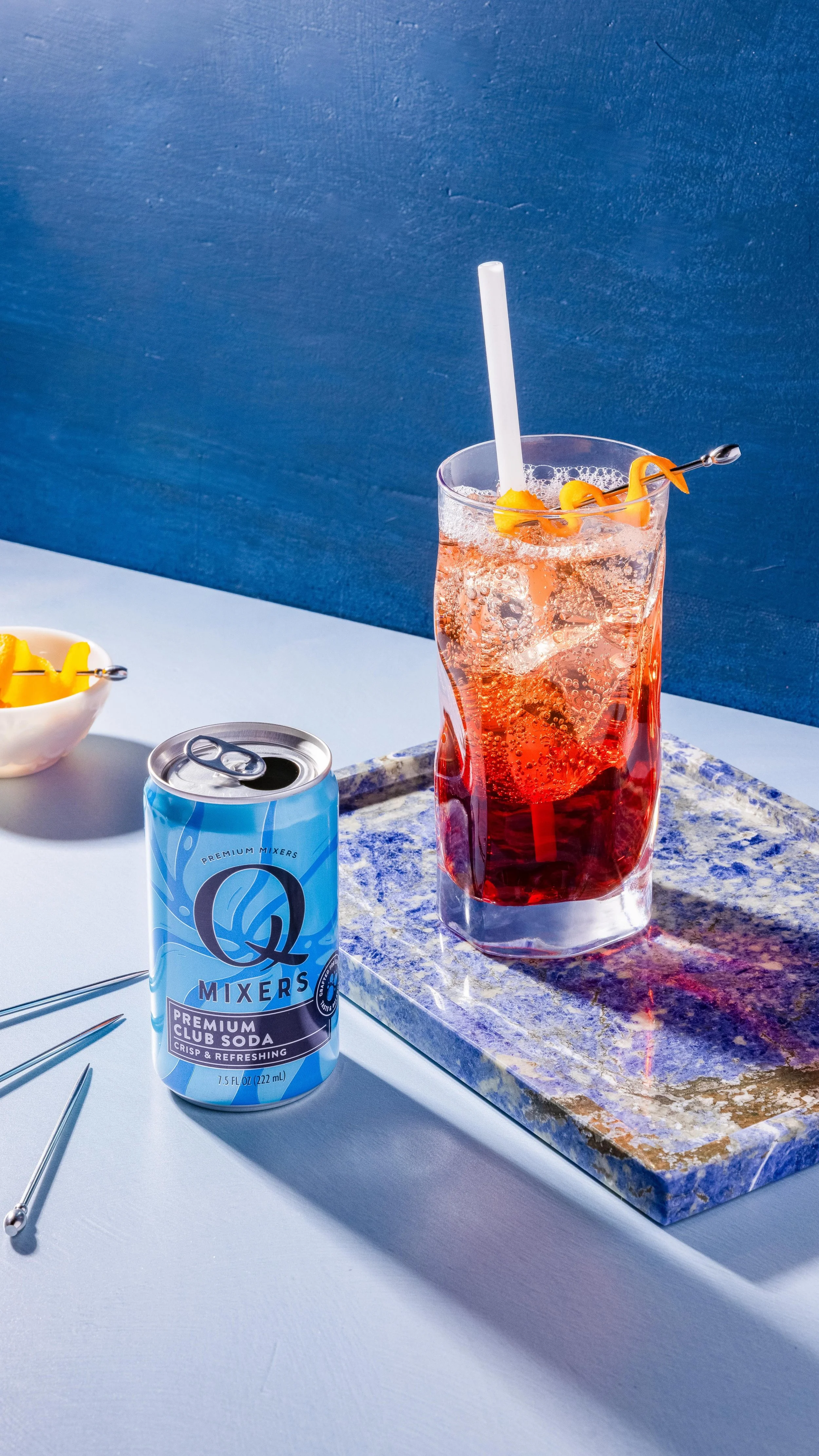 Q Mixers_ClubSoda_AMERICANO_can_9x16.jpeg