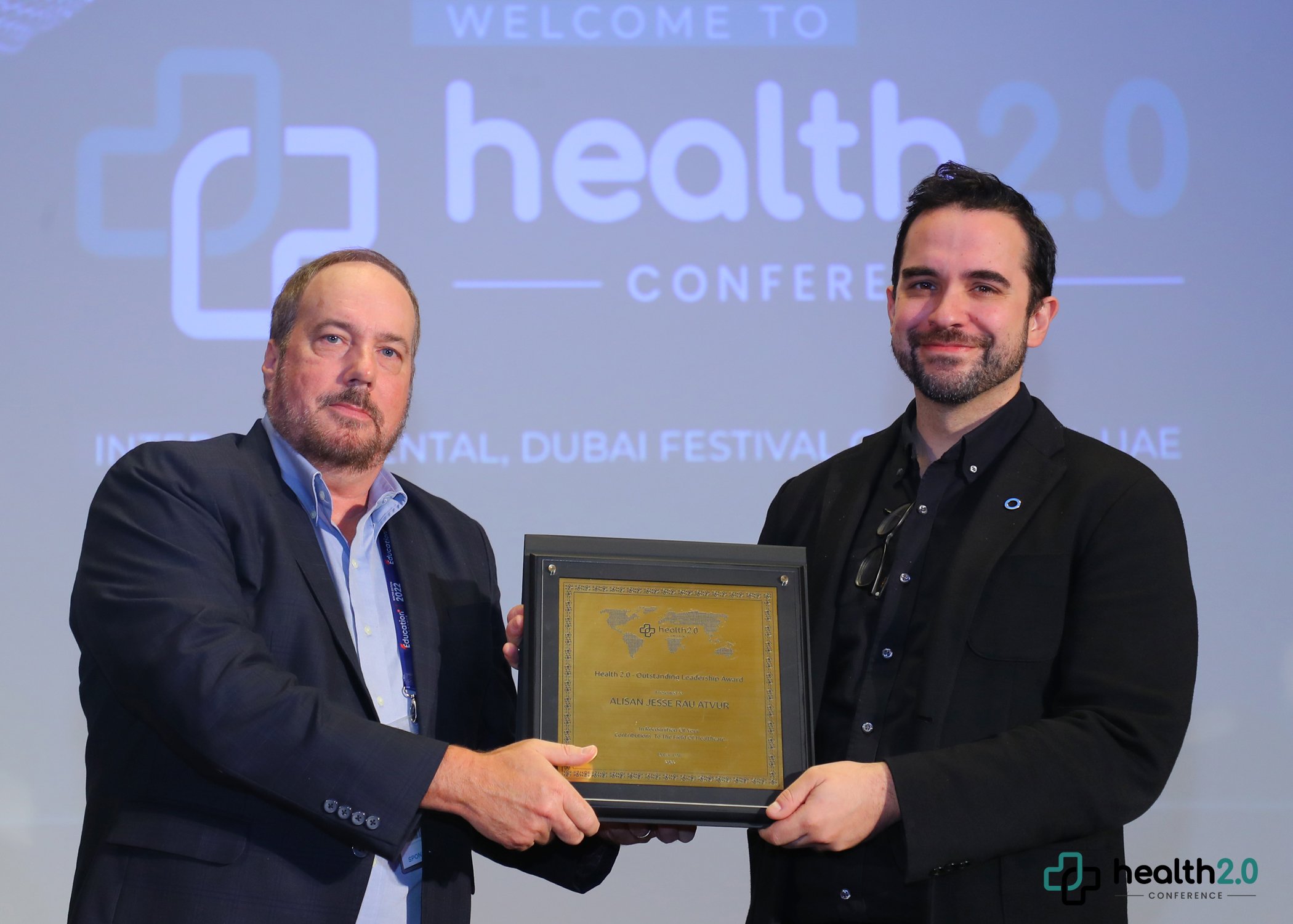  Alisan Atvur accepts award for "Outstanding Leadership in Healthcare" Award at the 2022 Health 2.0 Conference in Dubai 