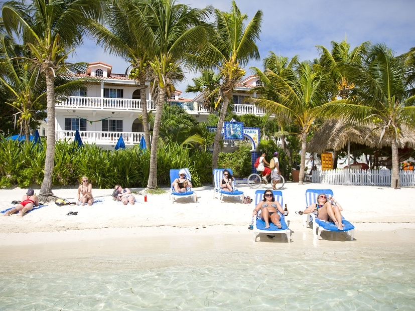 Blue Tang Inn - Belize Beach Resorts - All inclusive Vacation Packages - SabreWing Travel - Ambergris Caye - Caribbean Island