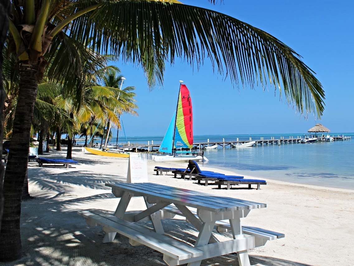 Caribbean Villas Hotel - Belize Beach Resorts - All inclusive Vacation Packages - Ambergris Caye - SabreWing Travel