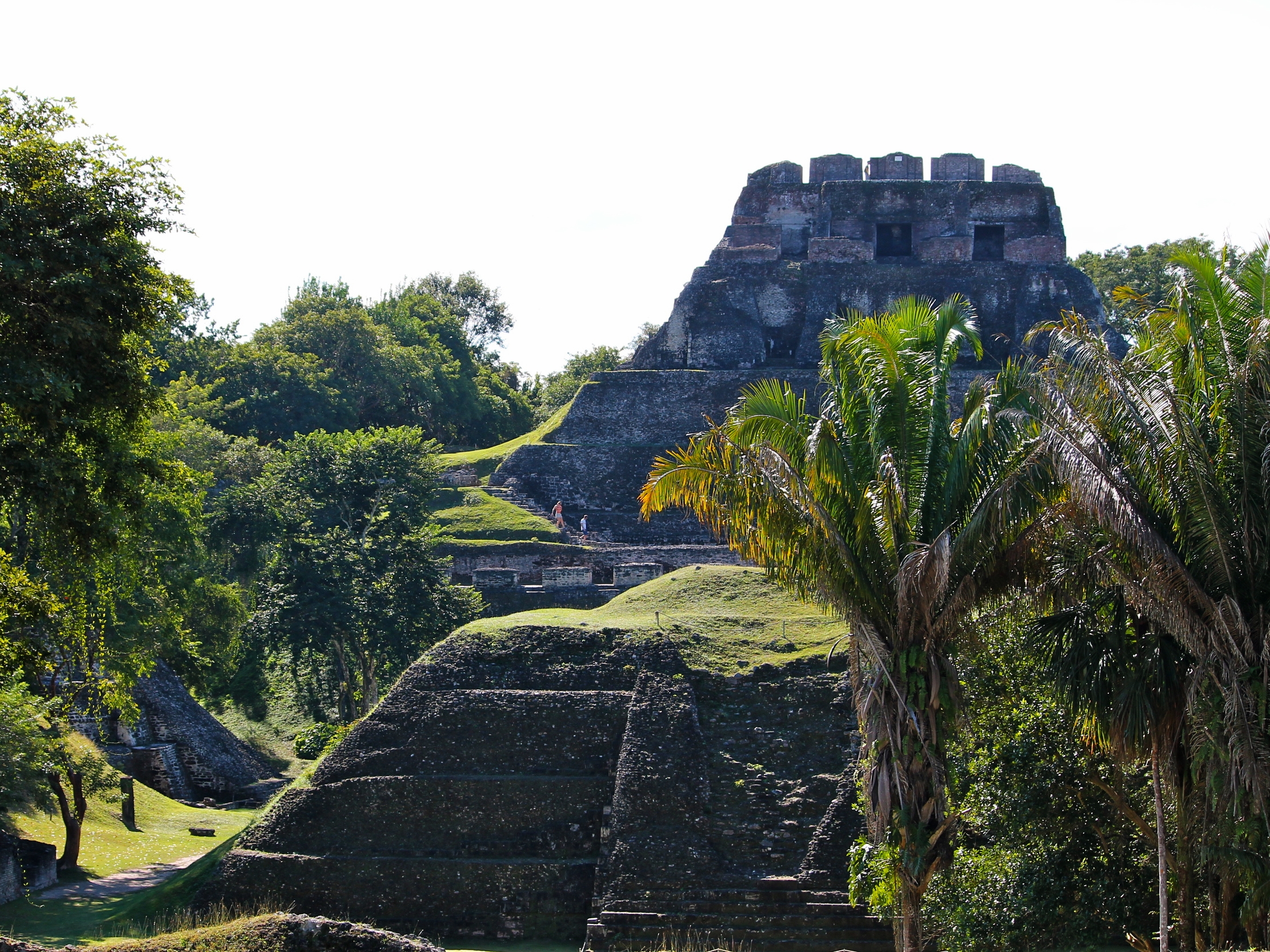 Xunantunich Maya Site - Belize Vacation Packages - Cayo District Adventures