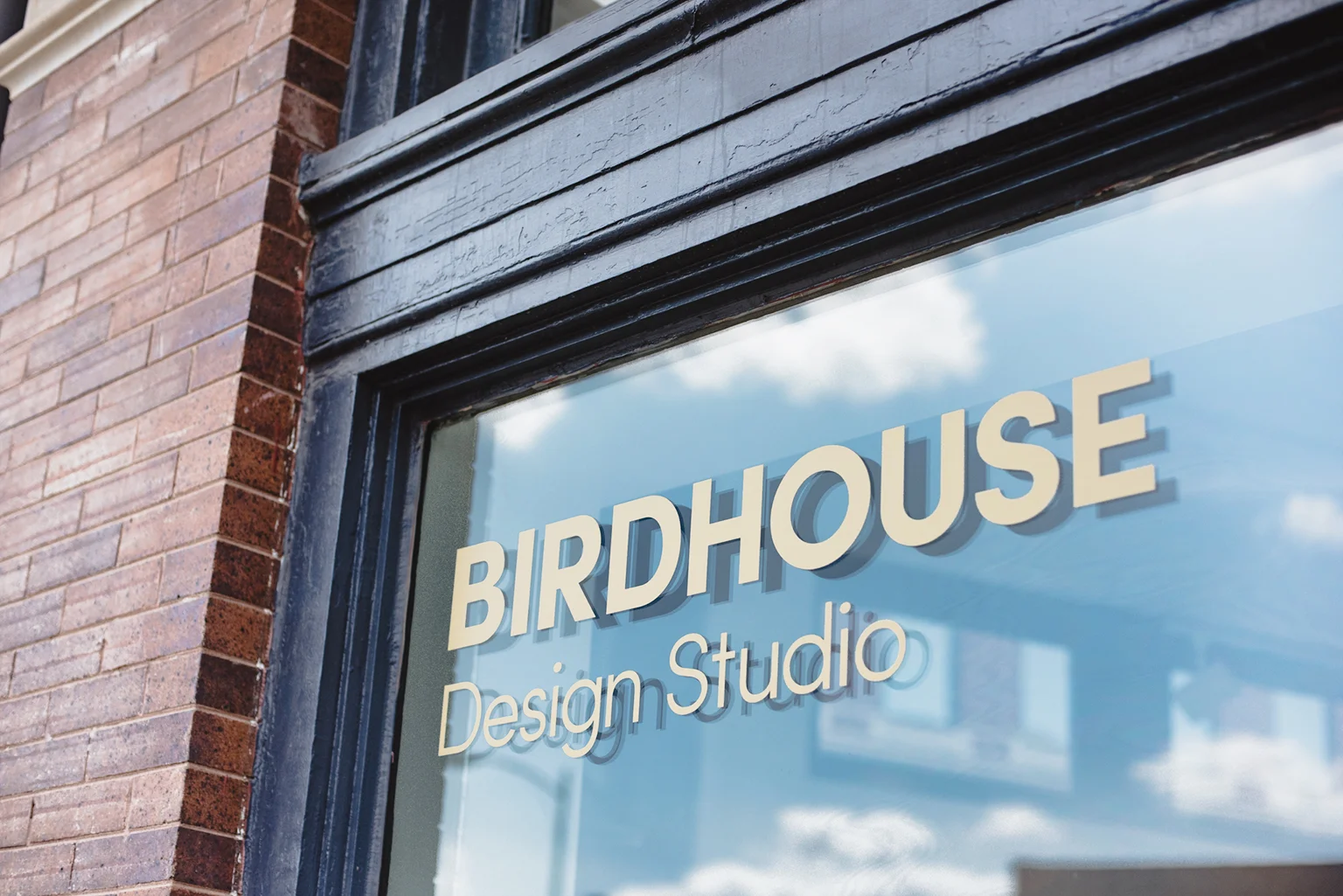 jkdc_birdhouse-photo-logotype.jpg