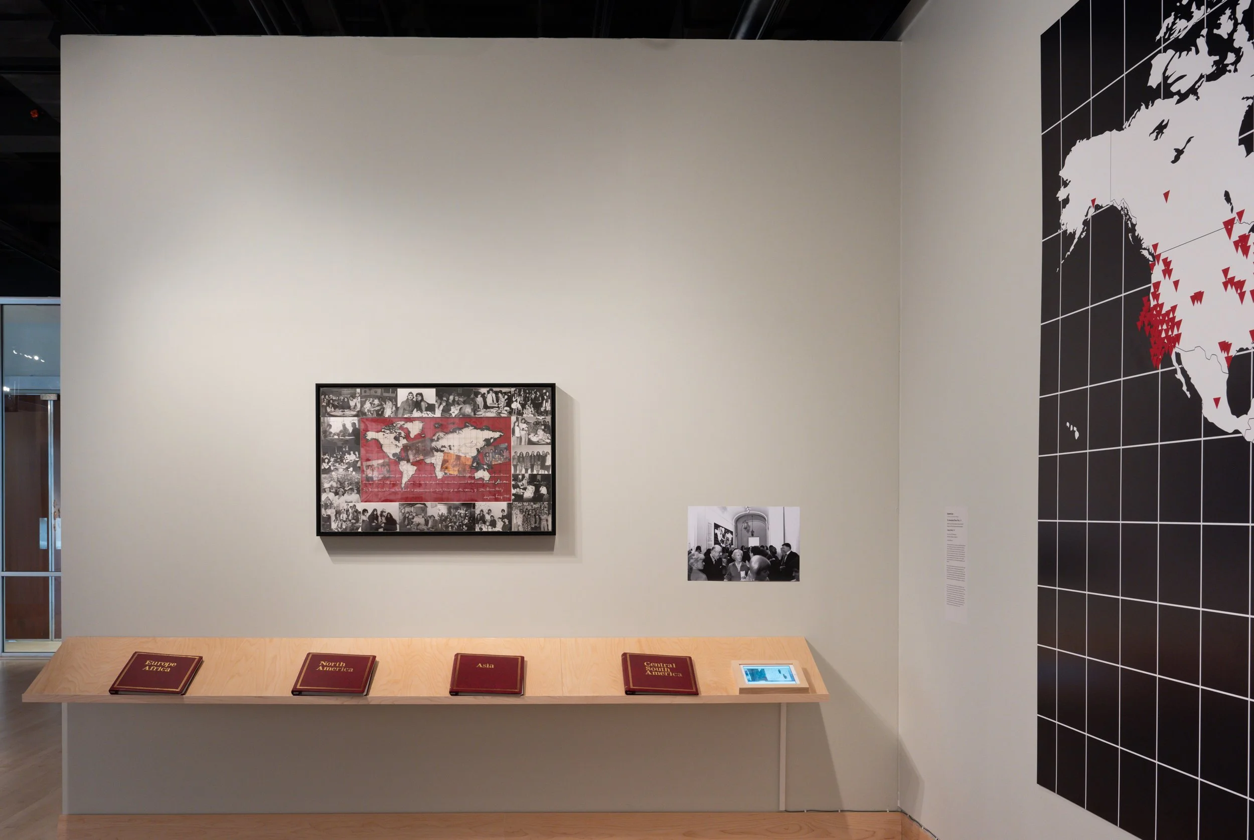 IDP GU_Galleries_10.03.24-129 by Vivian Marie Doering copy.jpg