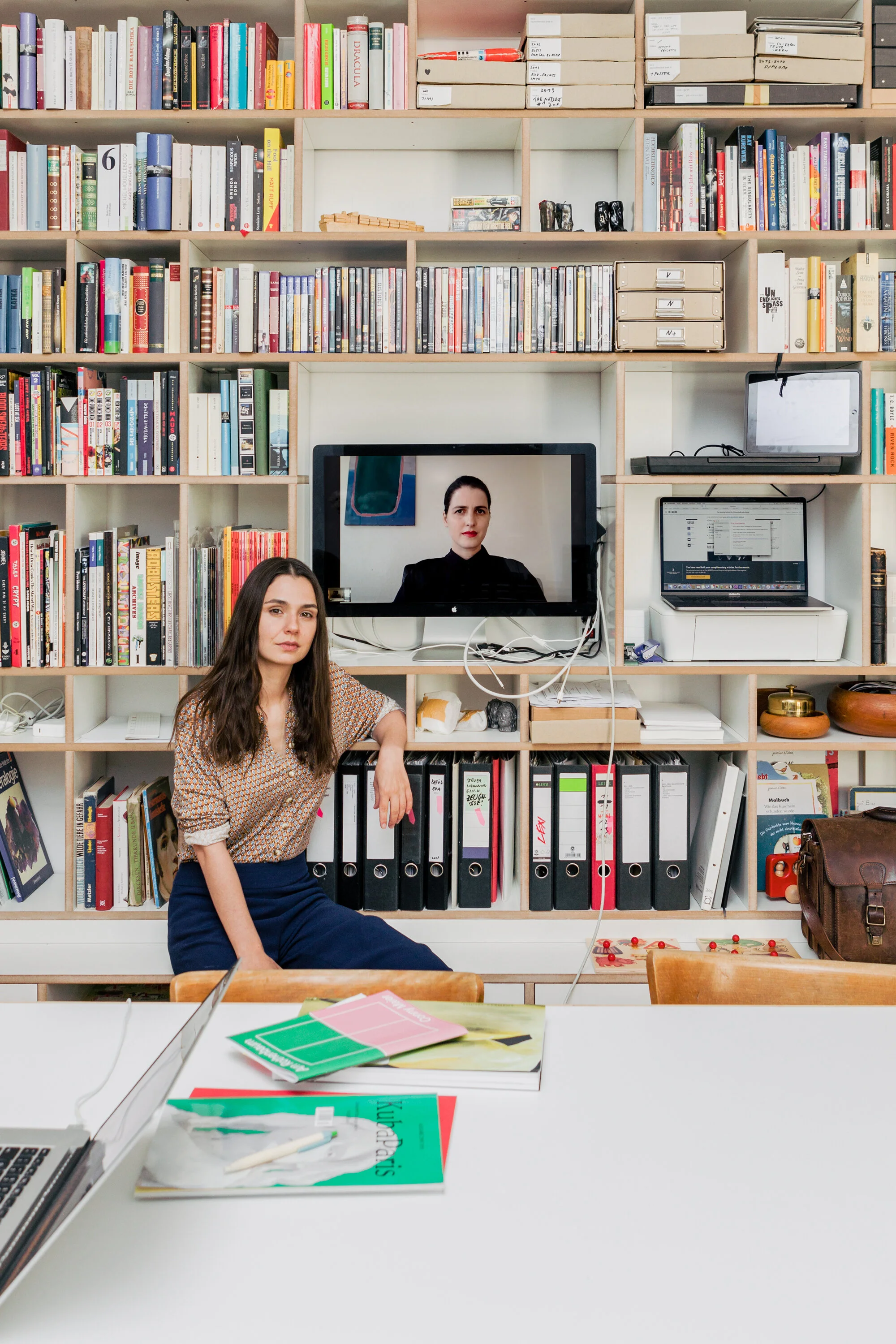 GRAPHIC - PREGGNANT AGENCY - Nora Cristea, Saskia Höfler-Hohengarten