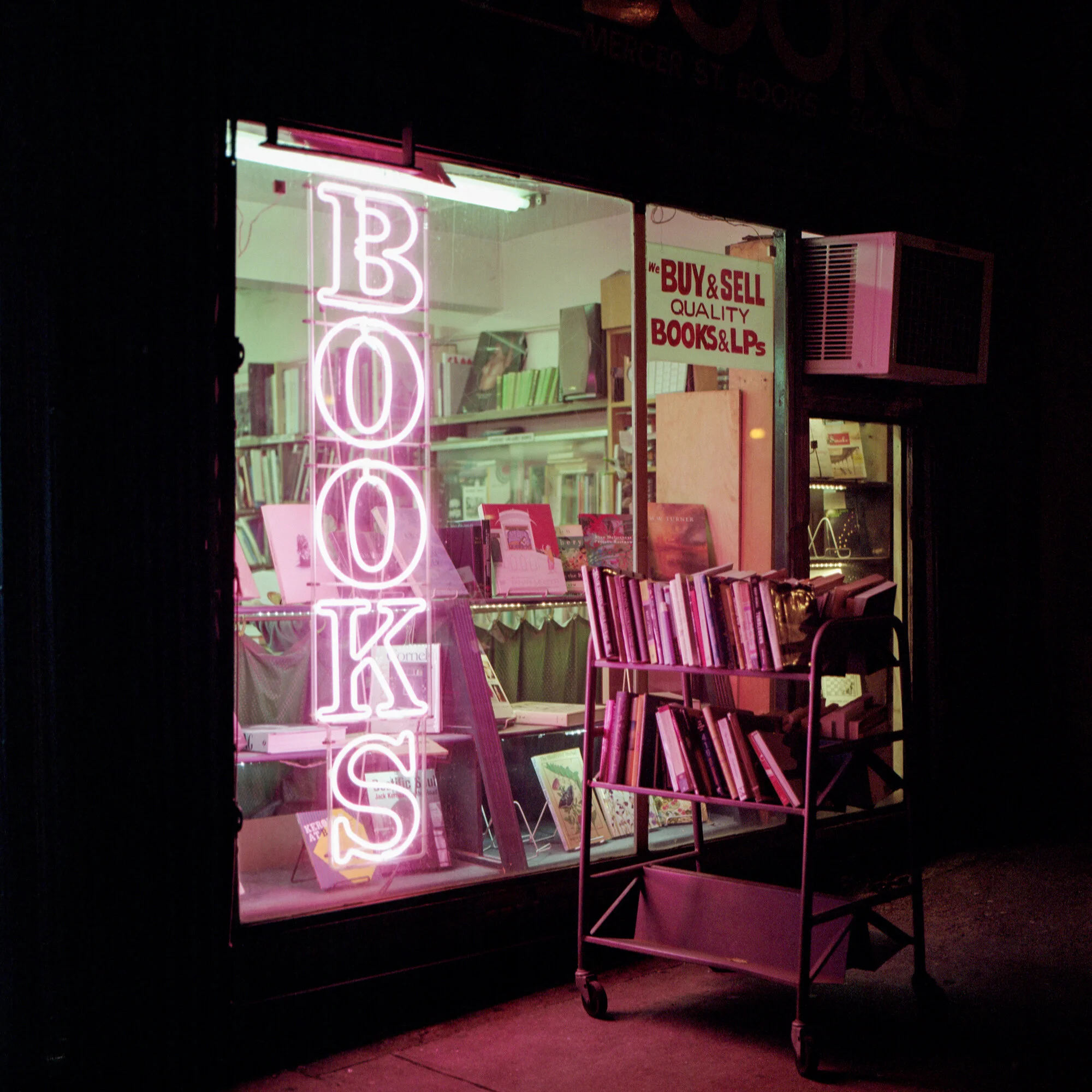 BOOKS_NYC_PRINT_2000x2000.jpg