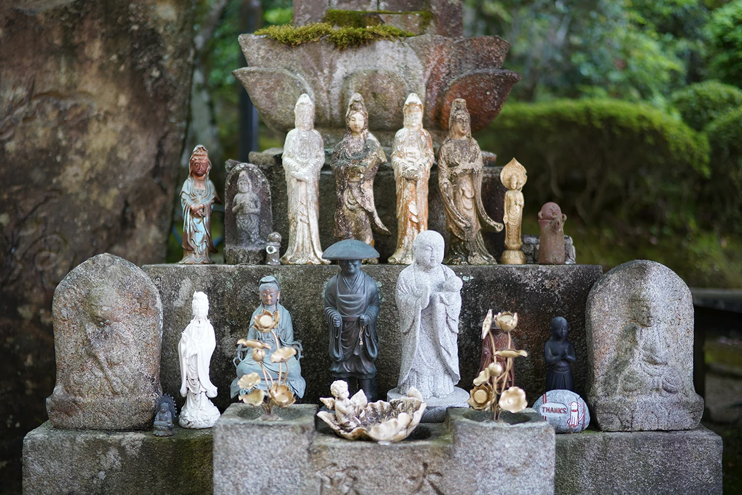 statues-buddha-temple.jpg