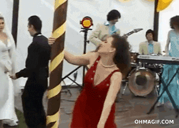 Top 10 Songs That You Can't Resist Dancing to at Weddings 