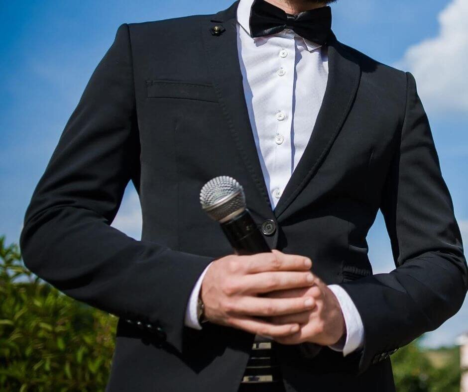 How to MC a wedding
