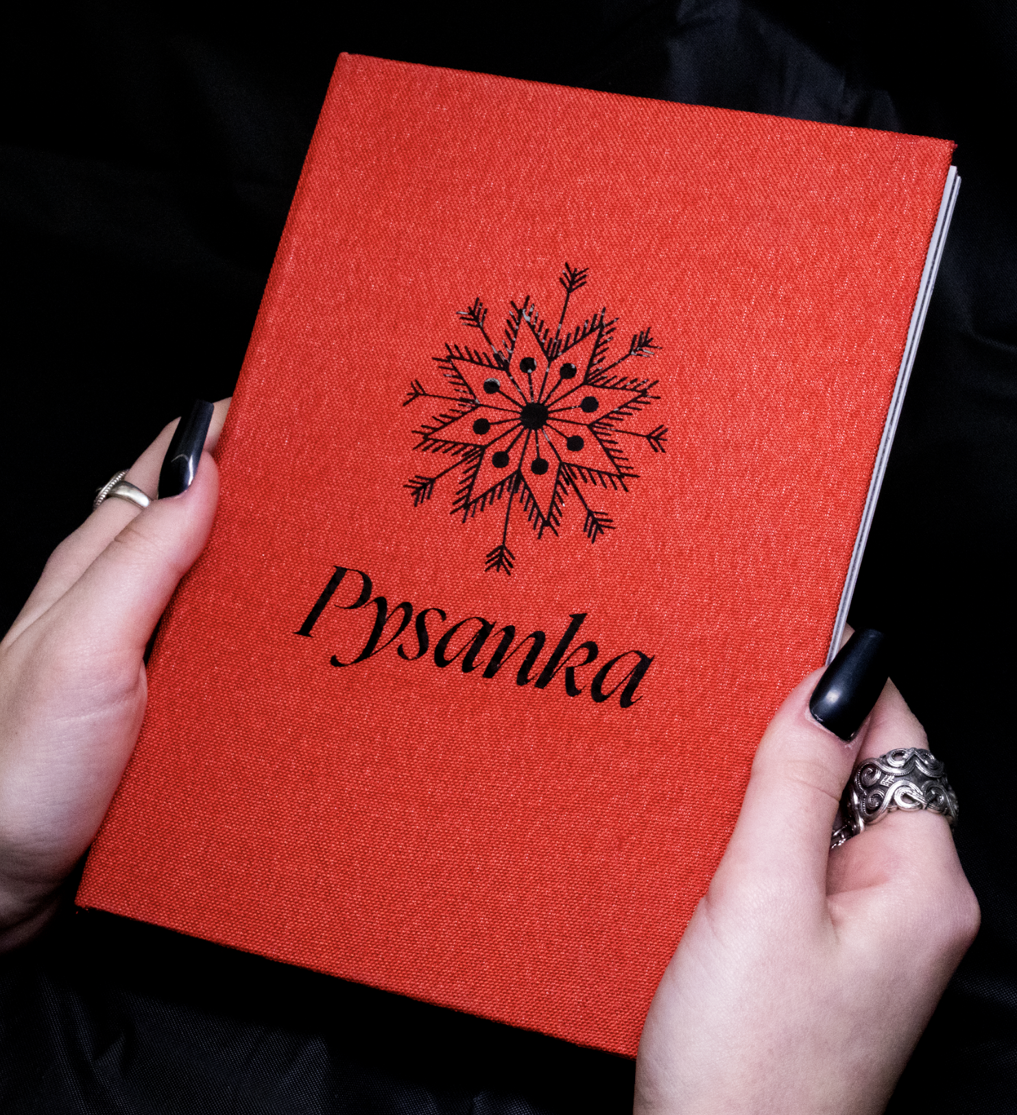 Lisa Usanova — Pysanky Easter Eggs Book