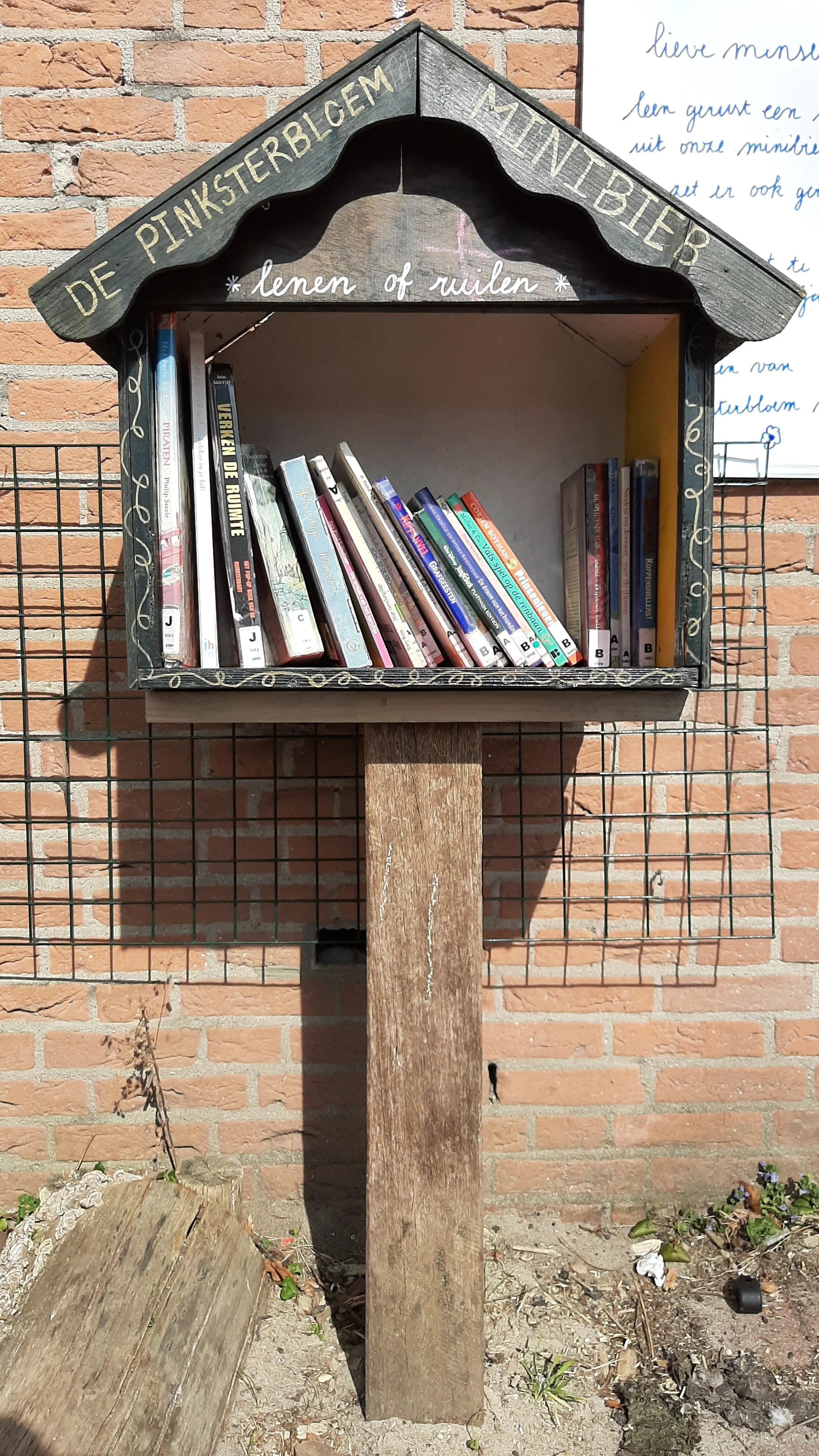 4e Montessorischool “Pinksterbloem”