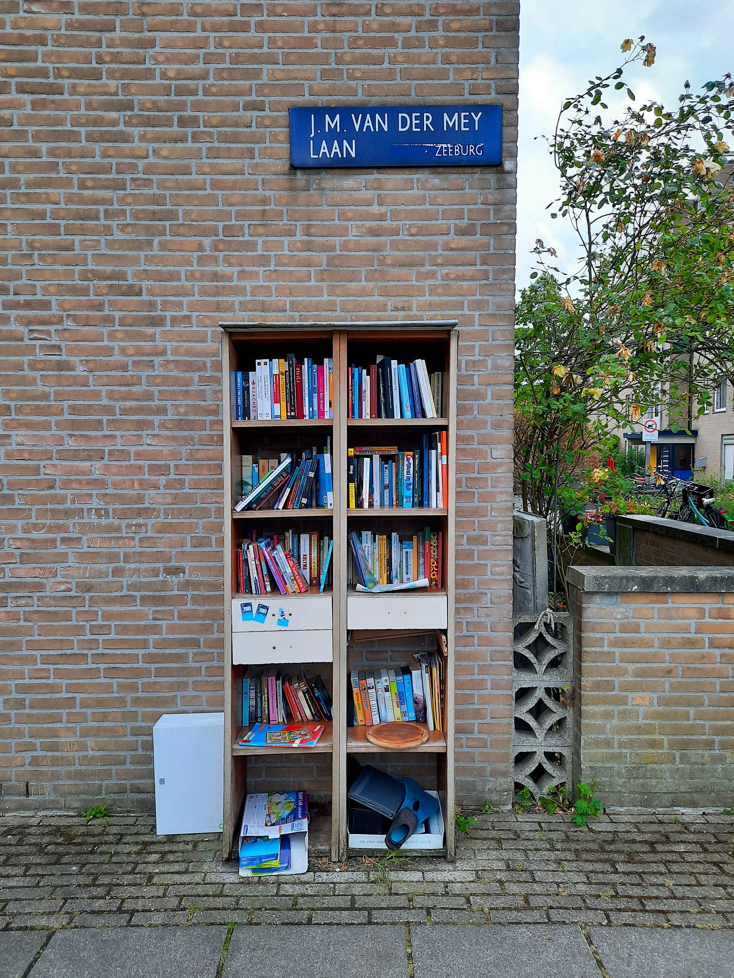 J.M. van der Meylaan hoek H.J.M. Walenkampstraat