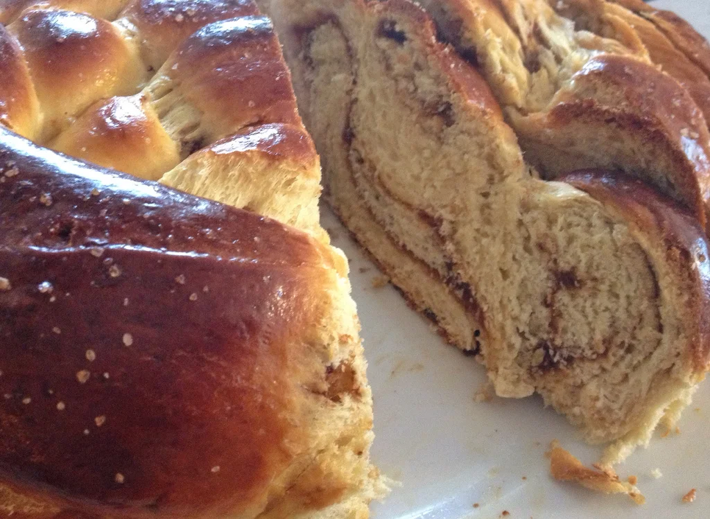 Fig & olive oil challah