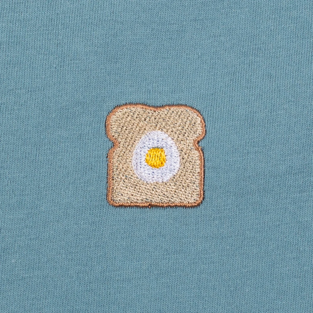 toadInTheShirt_photo_artwork_squared.jpg