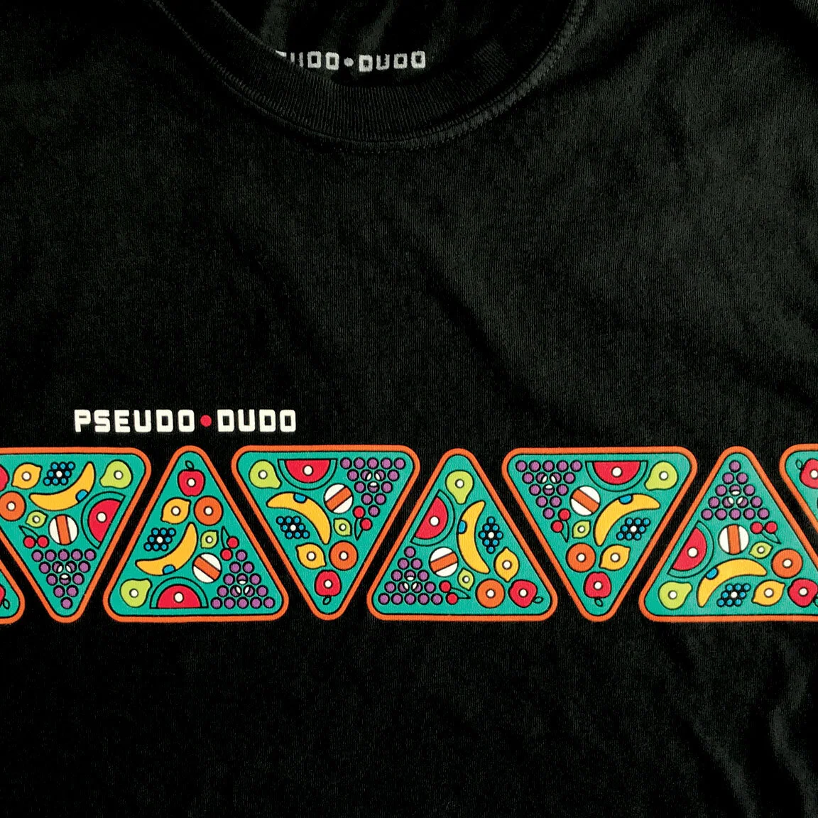 smoothieBarLongsleeve_photo_art_e2.jpg