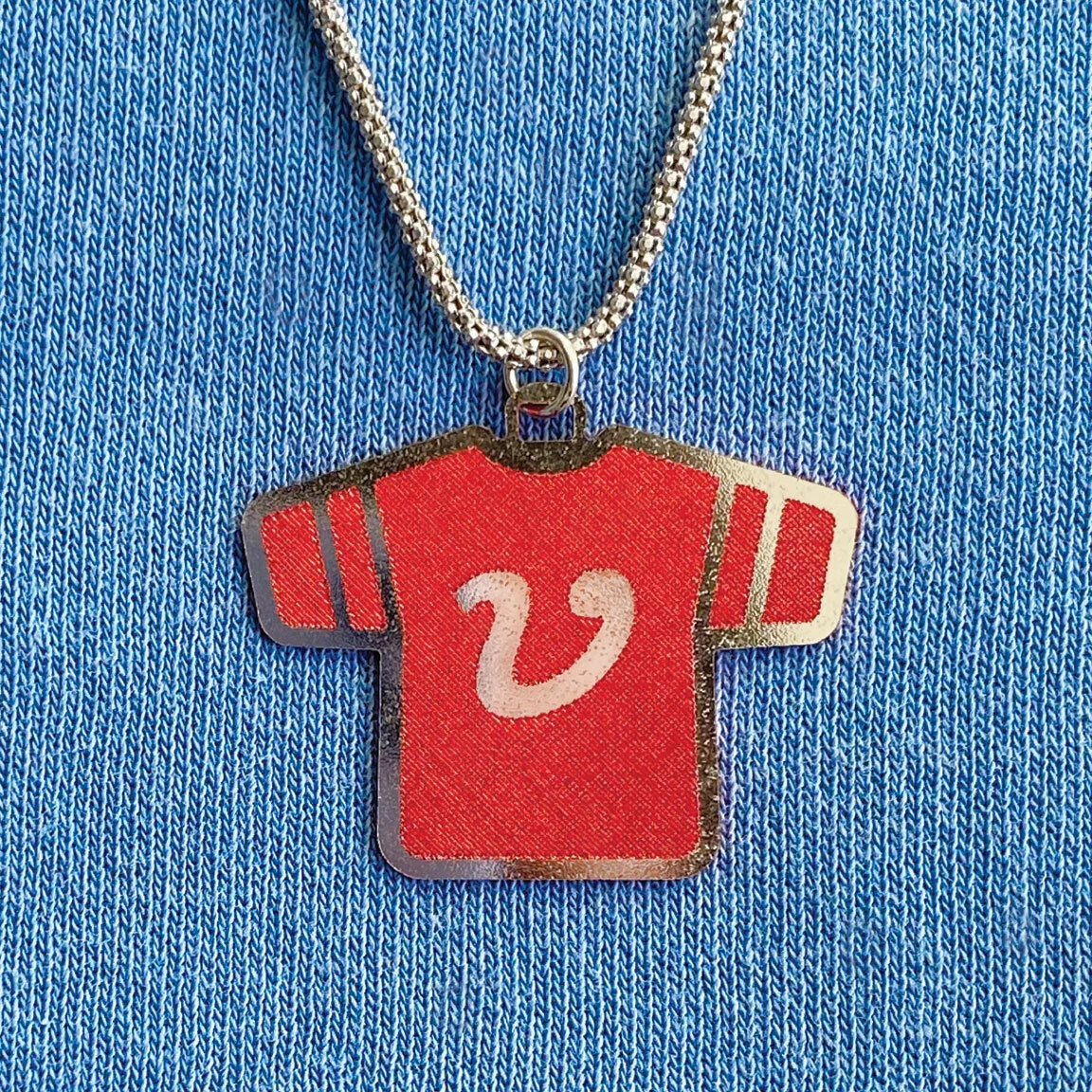 coachNecklace_x1.jpg